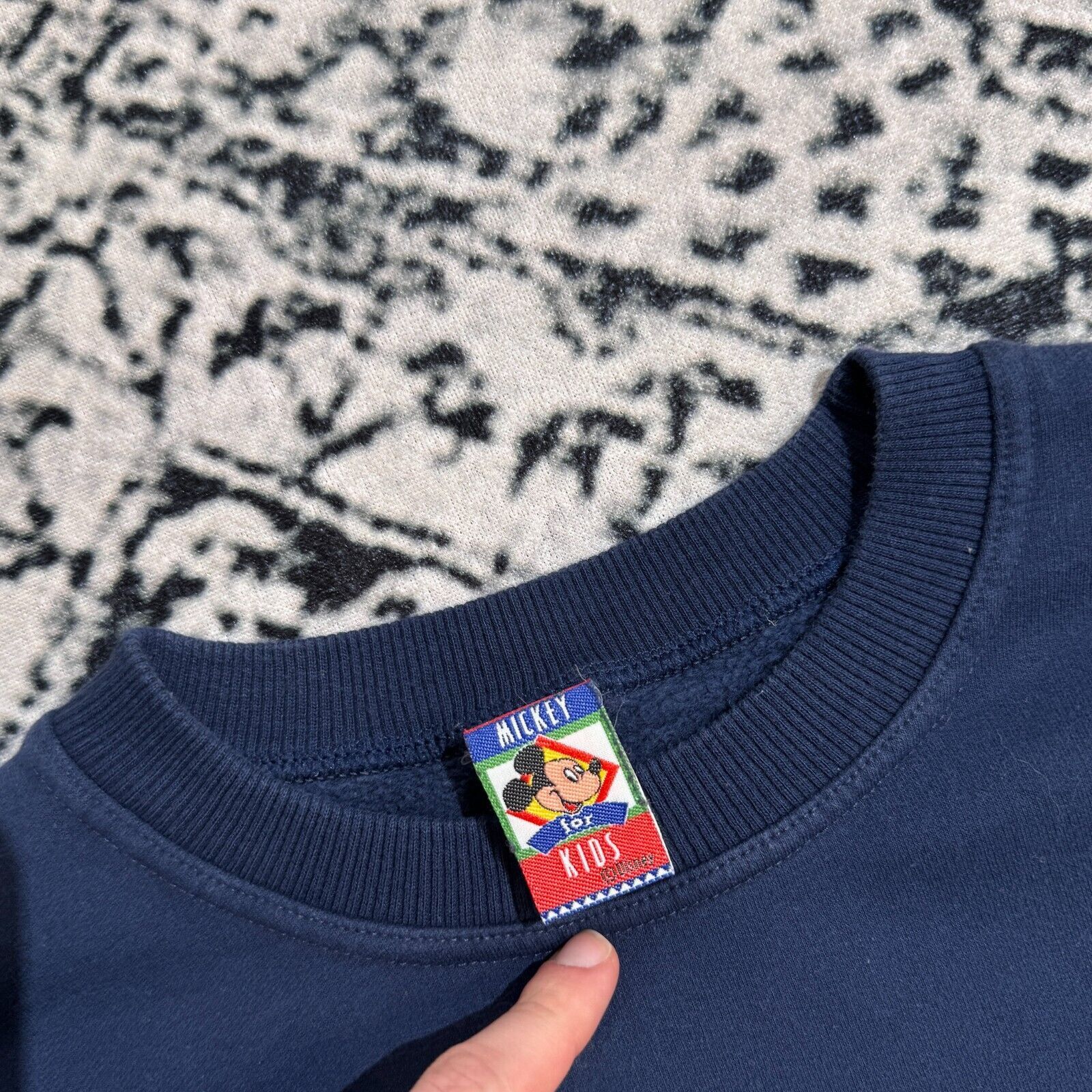 Vintage Vintage Navy Coton Crewneck Size XS Mickey Mouse Walt Disney Size US XS / EU 42 / 0 - 6 Thumbnail