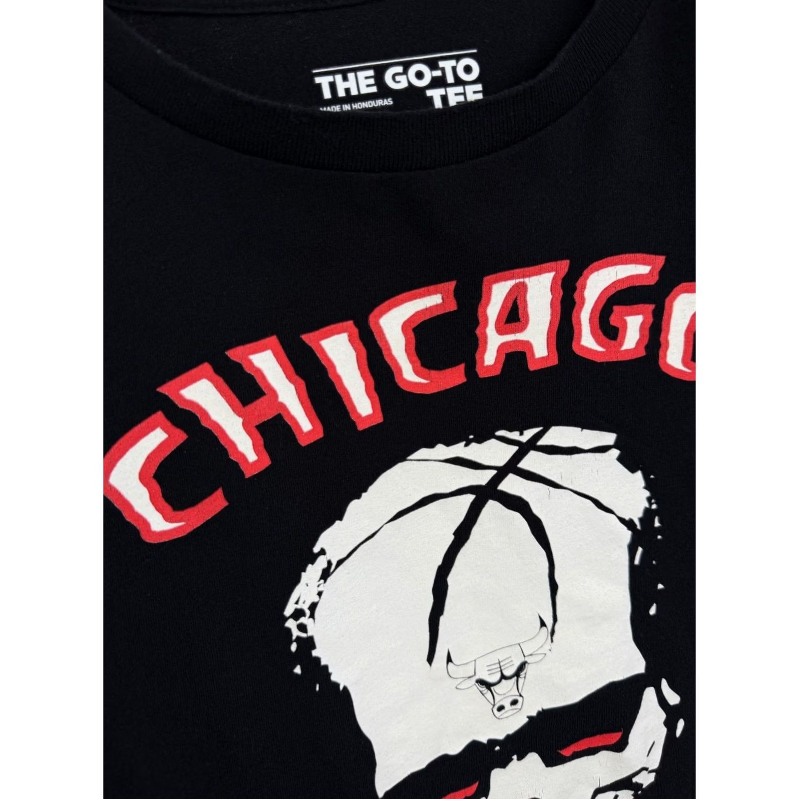 Adidas 💀🇺🇸 Y2K Adidas Chicago Bulls Skull Shirt Rare Retro size L color Black - Affordable Size US L / EU 52-54 / 3 - 6 Thumbnail