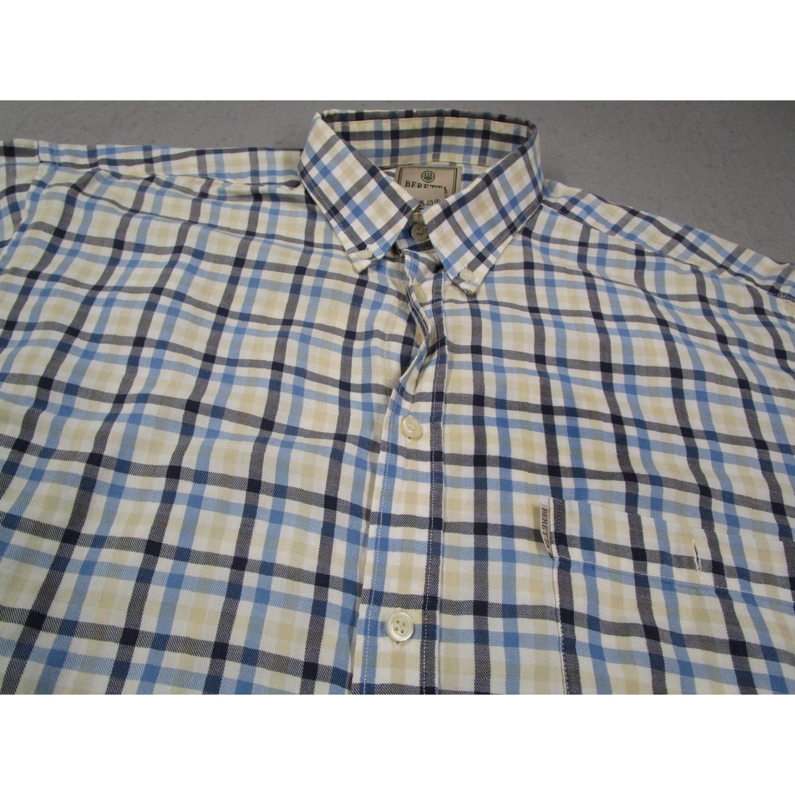 Vintage Beretta Shirt Mens XL Blue White Plaid Short Sleeve Button Down Cotton Casual Shirt Button-Down Collar Front Pocket Classic Fit Men’s Not Vintage Size US XL / EU 56 / 4 - 2 Thumbnail
