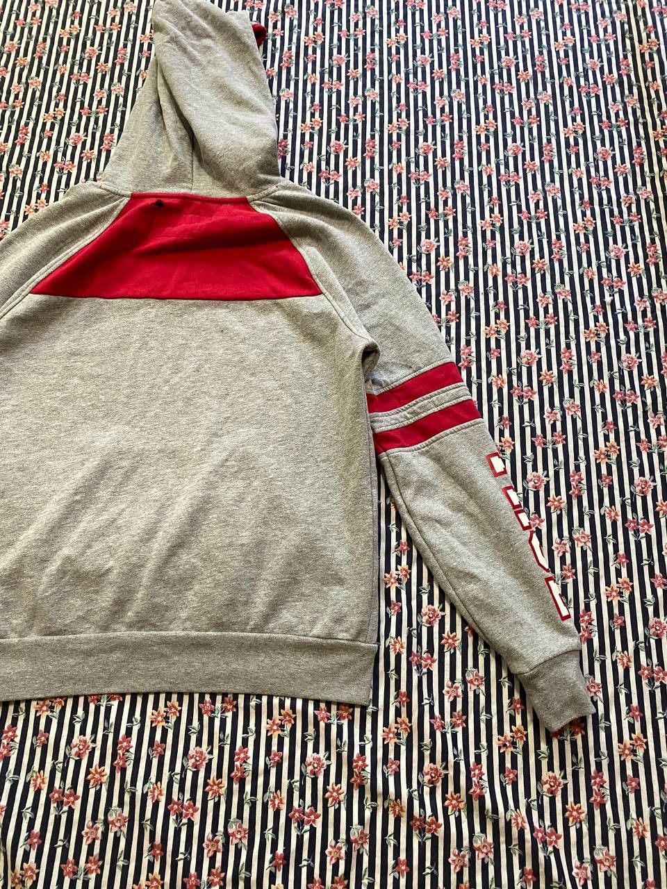 True Religion vintage streetwear True Religion big logo Sweatshirt hoodie Size US M / EU 48-50 / 2 - 14 Thumbnail