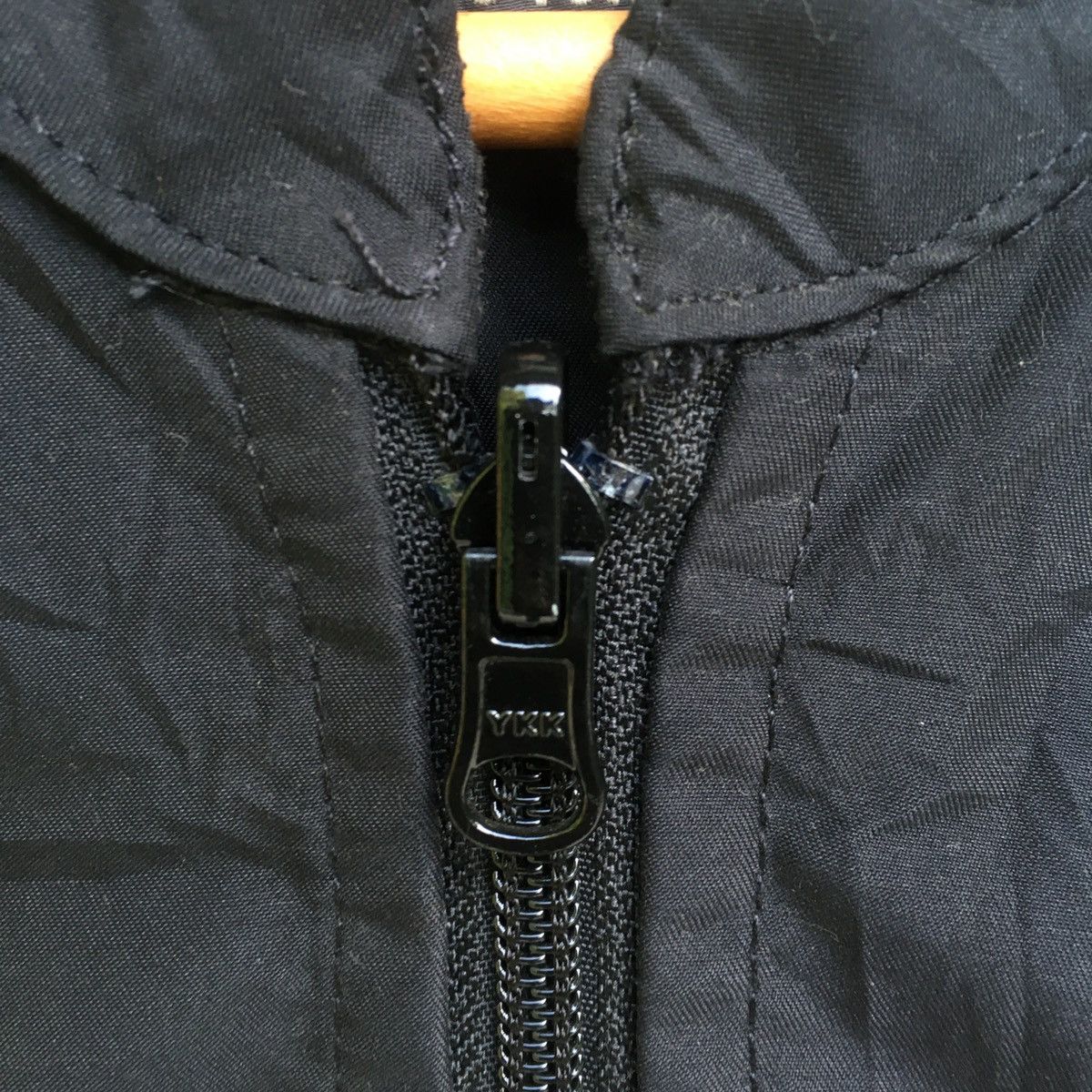 Vintage YELLOW CORN WINDBREAKER SINGLE LIGHT LAYER JACKET Size US L / EU 52-54 / 3 - 15 Thumbnail