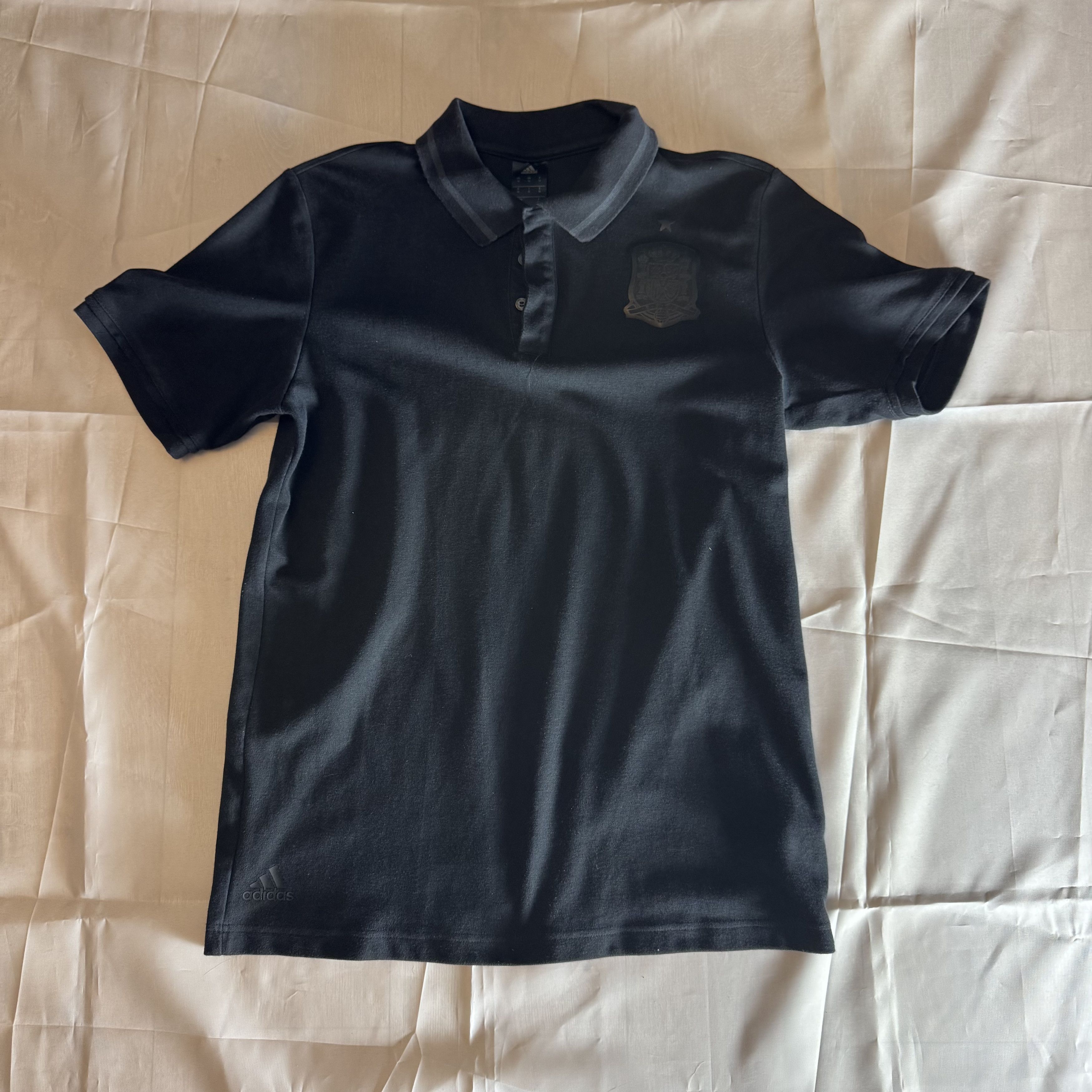 Adidas Adidas Spain Black Polo Shirt National Team Crest M Size US M / EU 48-50 / 2 - 1 Thumbnail