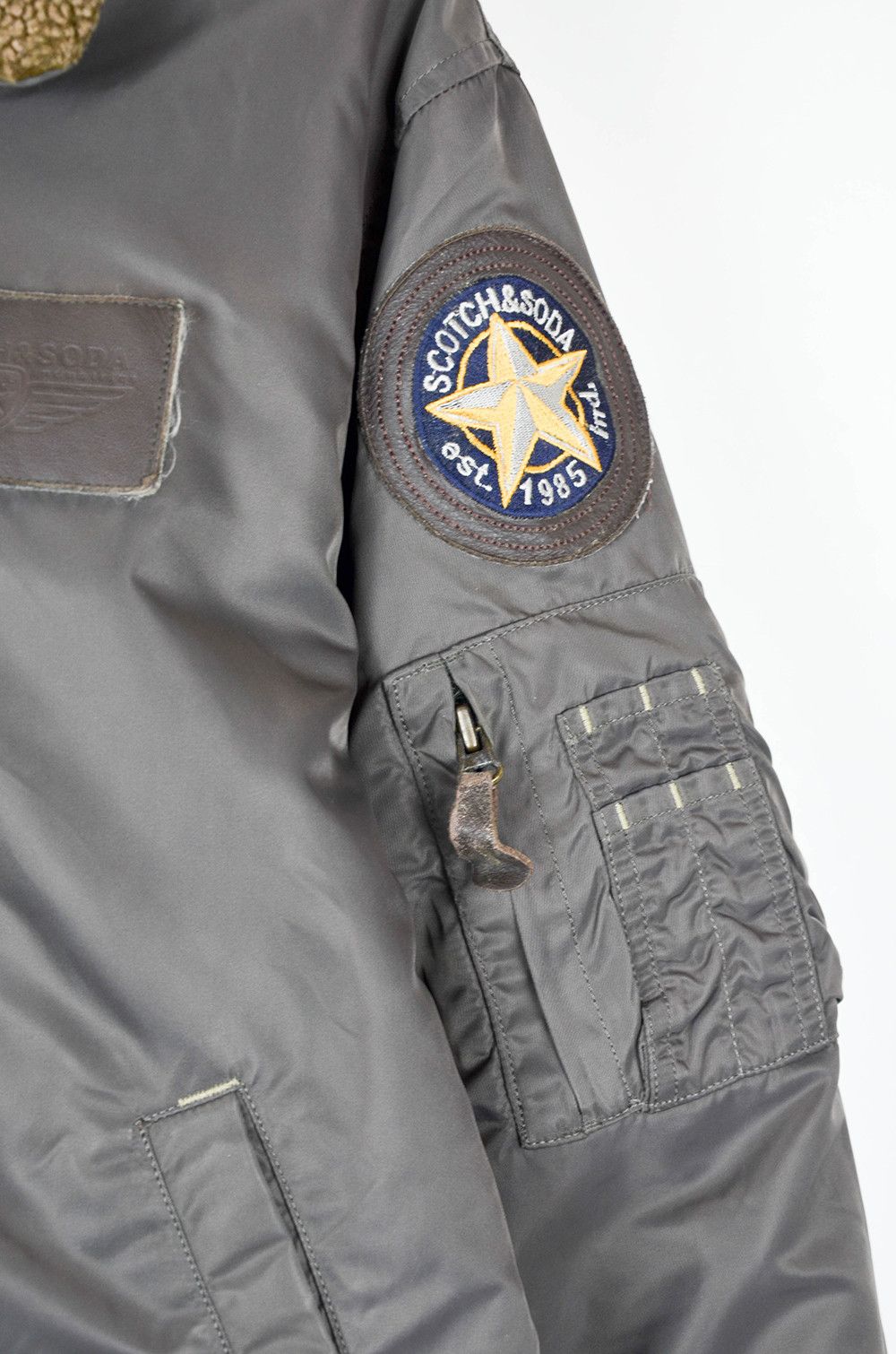 Scotch & Soda Scotch & Soda Bomber Jacket – Flight Patch Design – Size L Size US L / EU 52-54 / 3 - 8 Thumbnail