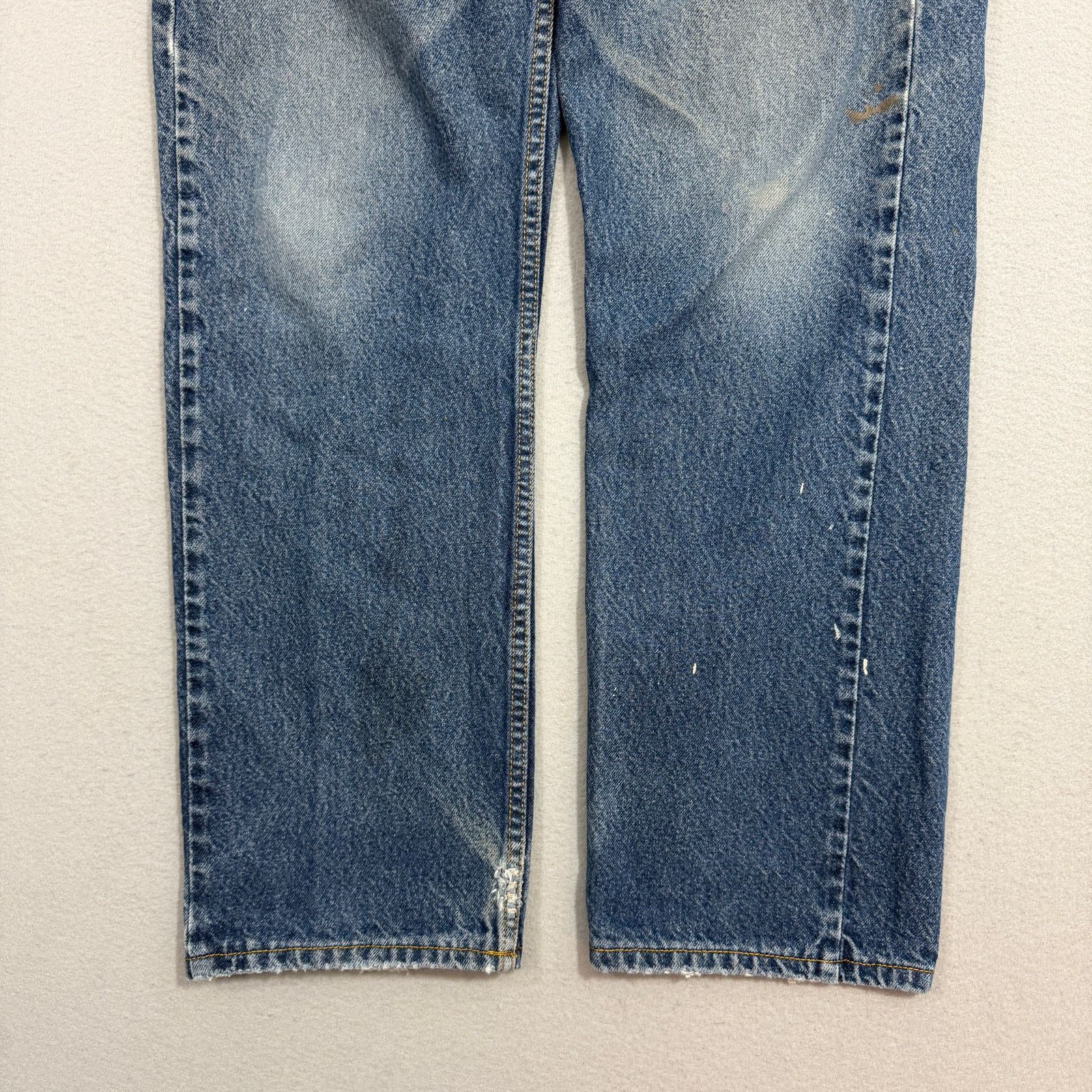 Levi's Vintage Levis 505 Jeans Men's 36x32 Blue Faded Distressed Size US 36 / EU 52 - 2 Thumbnail