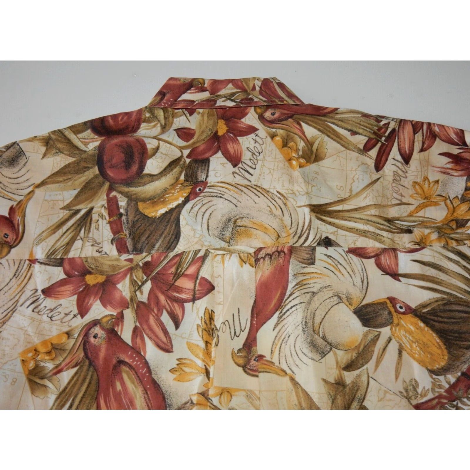 Chaps VINTAGE Ralph Lauren Chaps Men's Short Sleeve Button-Up Shirt Size M Floral Parrots Beige Size US M / EU 48-50 / 2 - 3 Thumbnail
