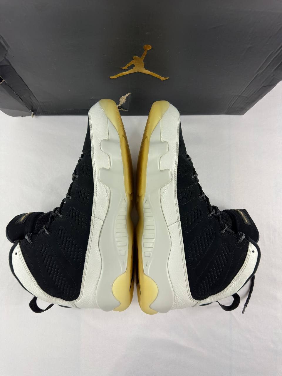 Nike Nike Air Jordan 9 Retro 'City of Flight' 2018 302370-021 Size US 12 / EU 45 - 10 Thumbnail