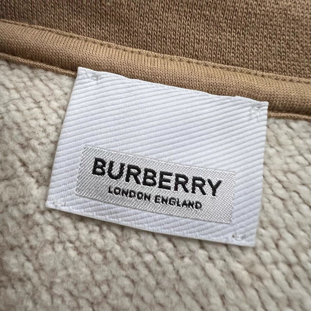 Burberry Burberry Khaki Logo Embroidered Hoodie NWT Size ONE SIZE - 4 Thumbnail