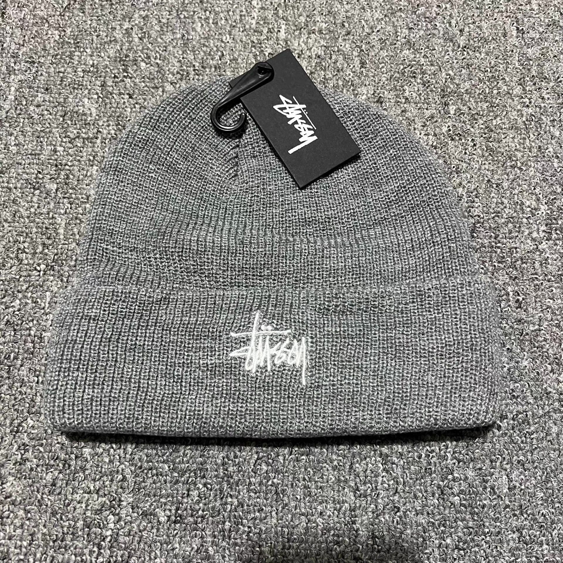 Stussy Stussy Classic Solid Color Embroidered Logo Knit Beanie Q7 Size ONE SIZE - 7 Thumbnail