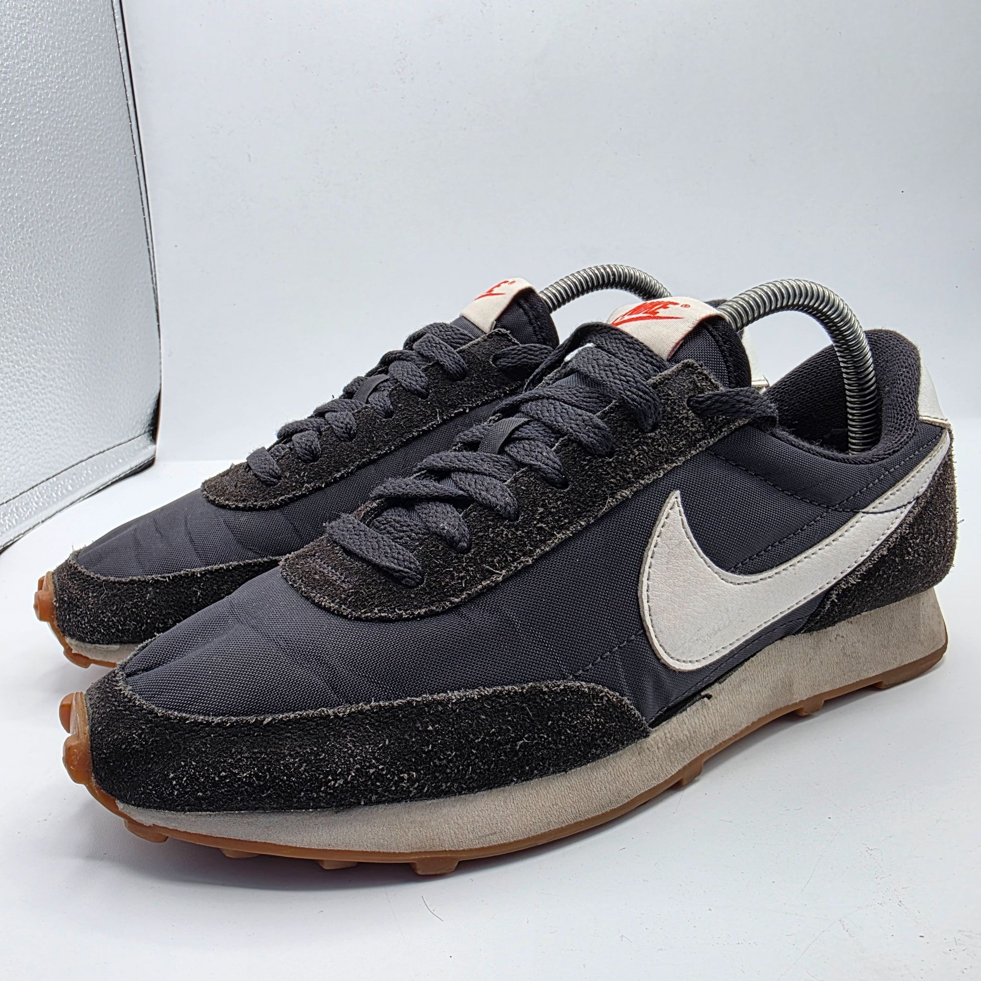 Nike Nike Daybreak Womens Size 9 Black White Red Shoes Athletic W Size US 9 / IT 39 - 4 Thumbnail