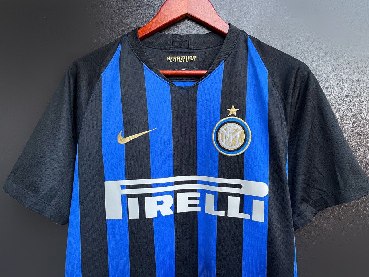 Nike INTER MILAN 2018 2019 HOME FOOTBALL SHIRT JERSEY NIKE Size US M / EU 48-50 / 2 - 2 Thumbnail