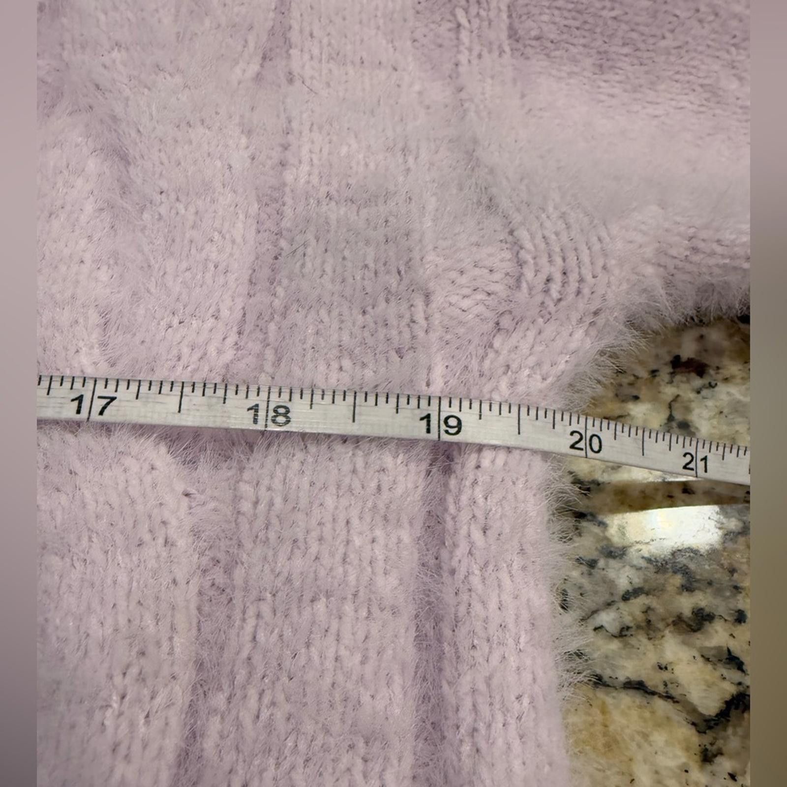 Lucky Brand Lucky Brand lavender cable knit sweater FLAWED hole SZ M Size M / US 6-8 / IT 42-44 - 5 Thumbnail