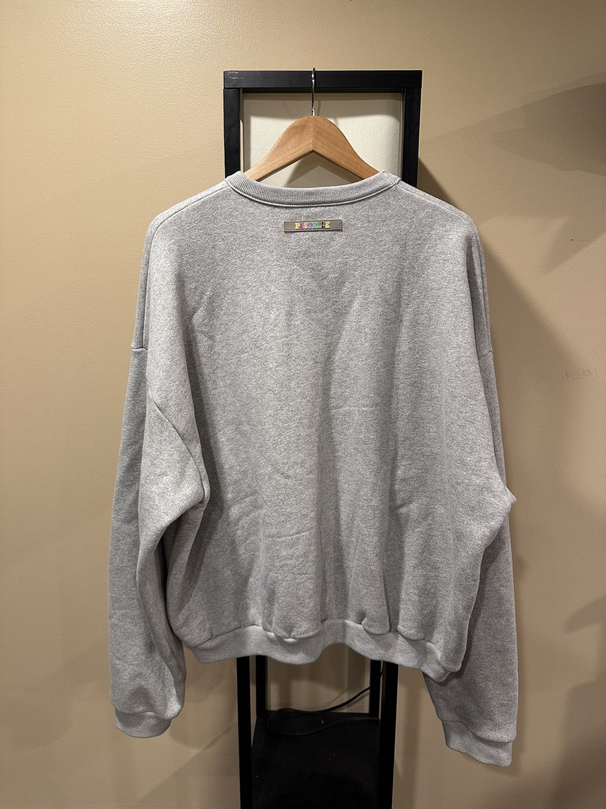 Kanye West Pastelle x Kanye West X Complex Con Exclusive Grey Crewneck Size US XL / EU 56 / 4 - 2 Thumbnail