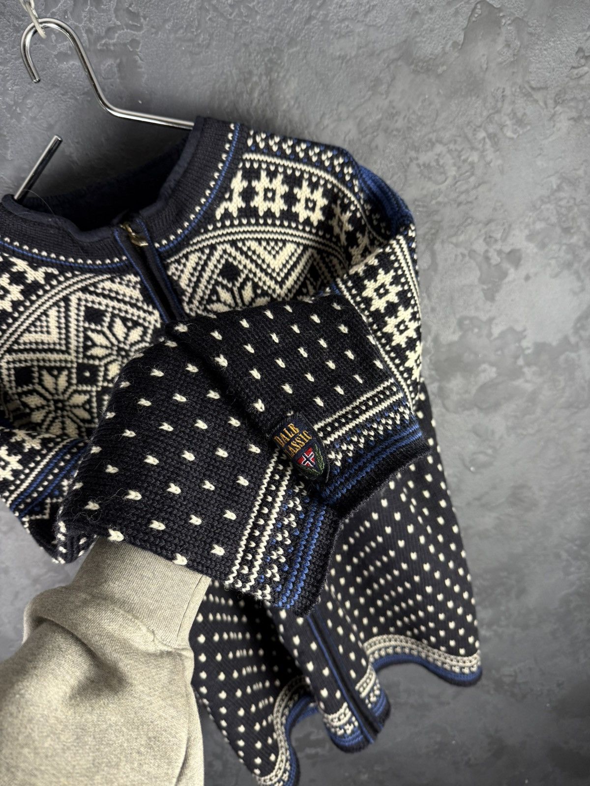 Dale Of Norway Dale of Norway Full Zip Wool Sweater Size M Size US M / EU 48-50 / 2 - 14 Thumbnail