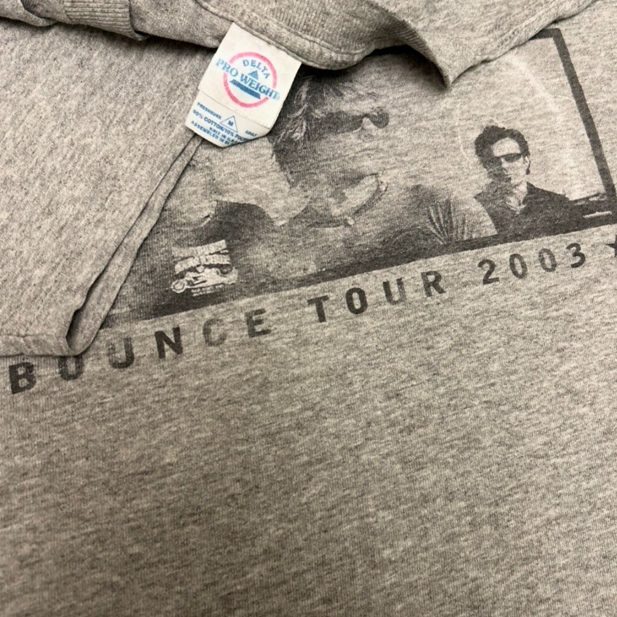 Vintage VINTAGE Bon Jovi Bounce World Tour 2003 VTG Band Tee Shirt Mens Medium Gray 90s Rock Band Mens Size US M / EU 48-50 / 2 - 3 Thumbnail