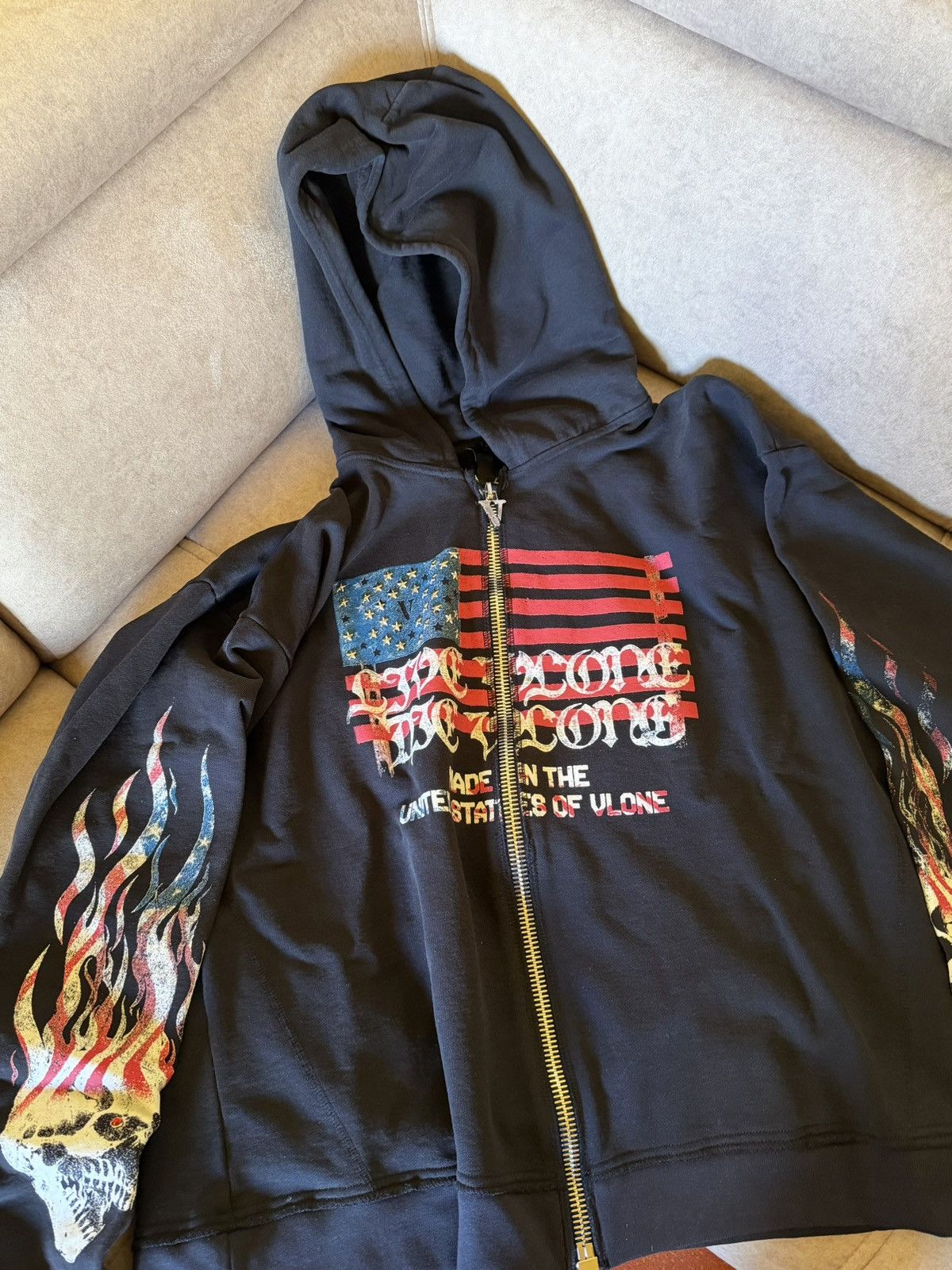 Vlone Vlone USA Flag Zip Hoodie NEW Size US XL / EU 56 / 4 - 1 Thumbnail