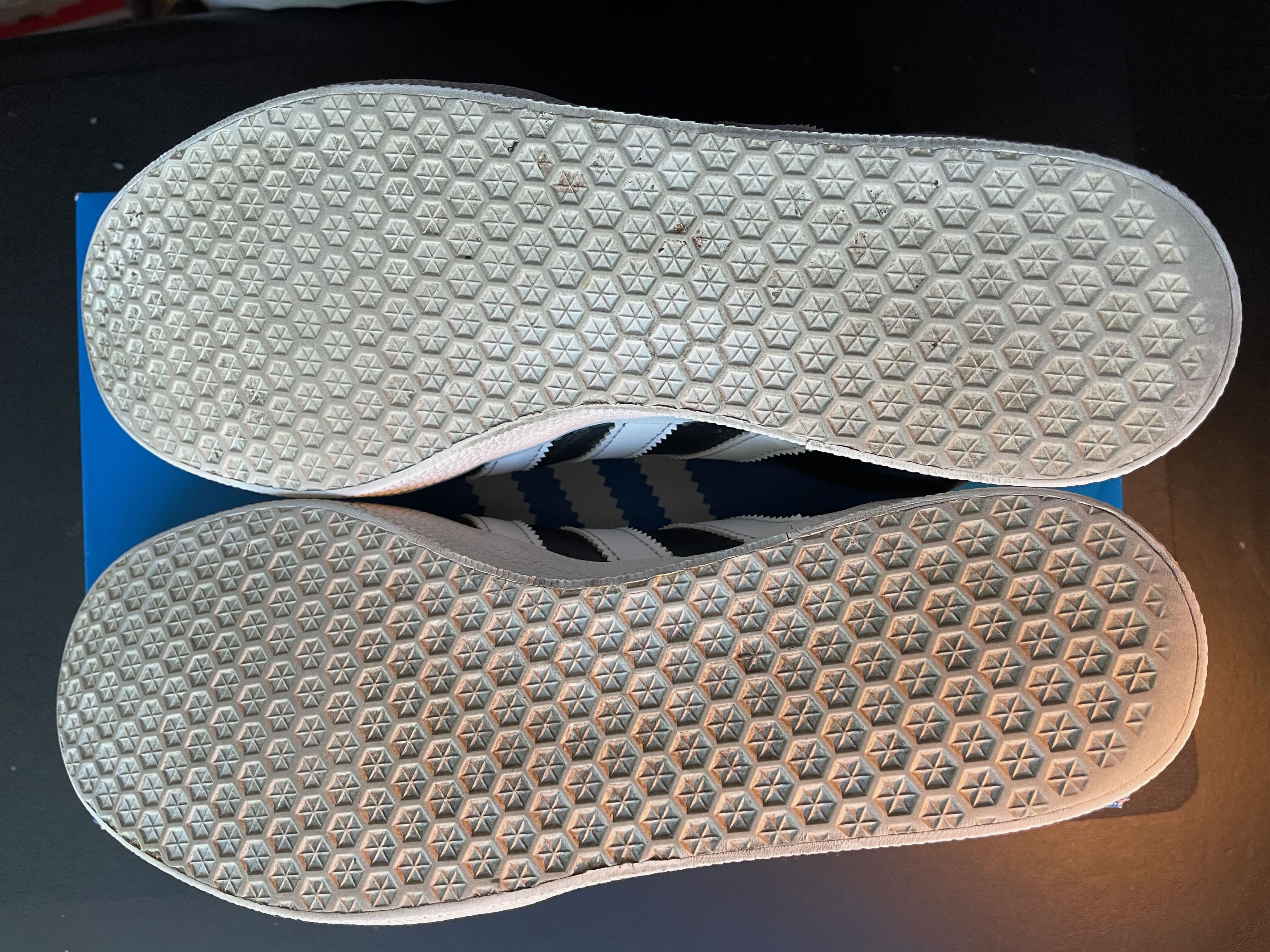 Adidas Gazelle Super Essential Size US 10 / EU 43 - 5 Thumbnail