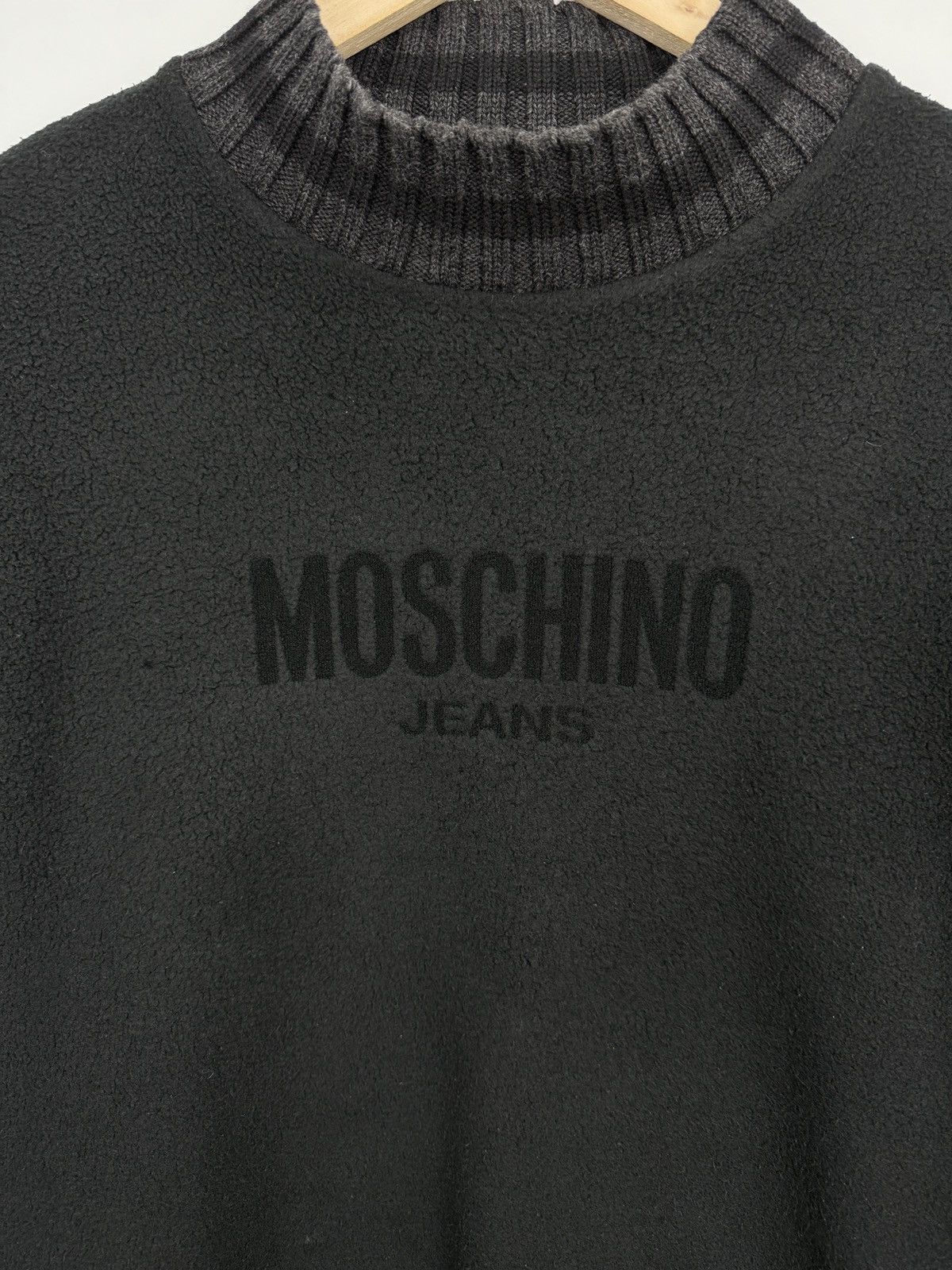 Moschino 🇮🇹 Vintage 90s Moschino Jeans Fleece Sweatshirt Rare Size US M / EU 48-50 / 2 - 4 Thumbnail