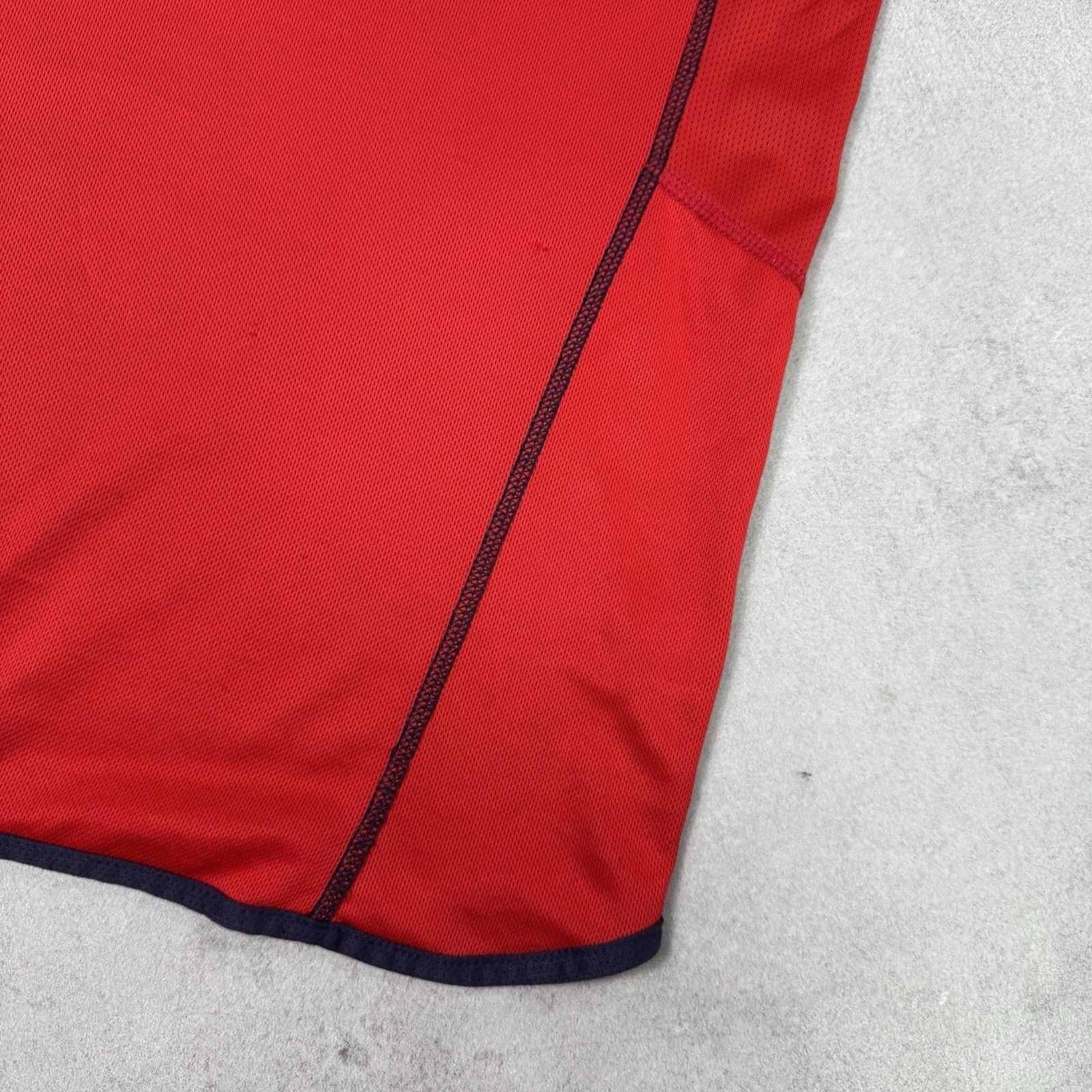 Umbro England Away football 2002 - 2004 Jersey Double Sided Umbro Size US S / EU 44-46 / 1 - 11 Thumbnail