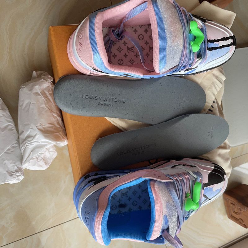 Louis Vuitton Louis Vuitton Trainer Artistic Collaboration Low-top Sneake Size US 8 / EU 41 - 9 Thumbnail