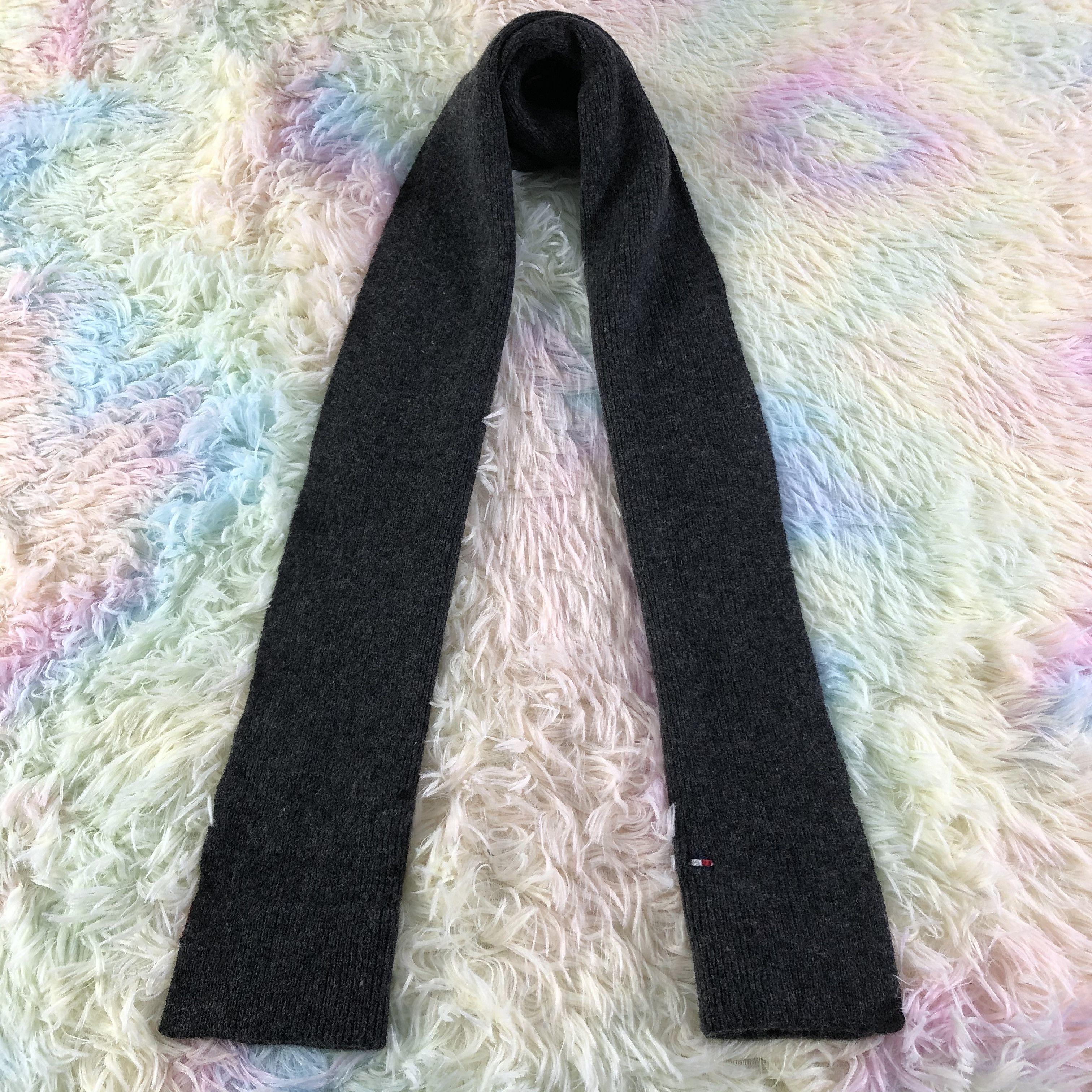 Tommy Hilfiger Tommy Hilfiger Scarf / Muffler / Neckwear - KM270 Size ONE SIZE - 1 Thumbnail