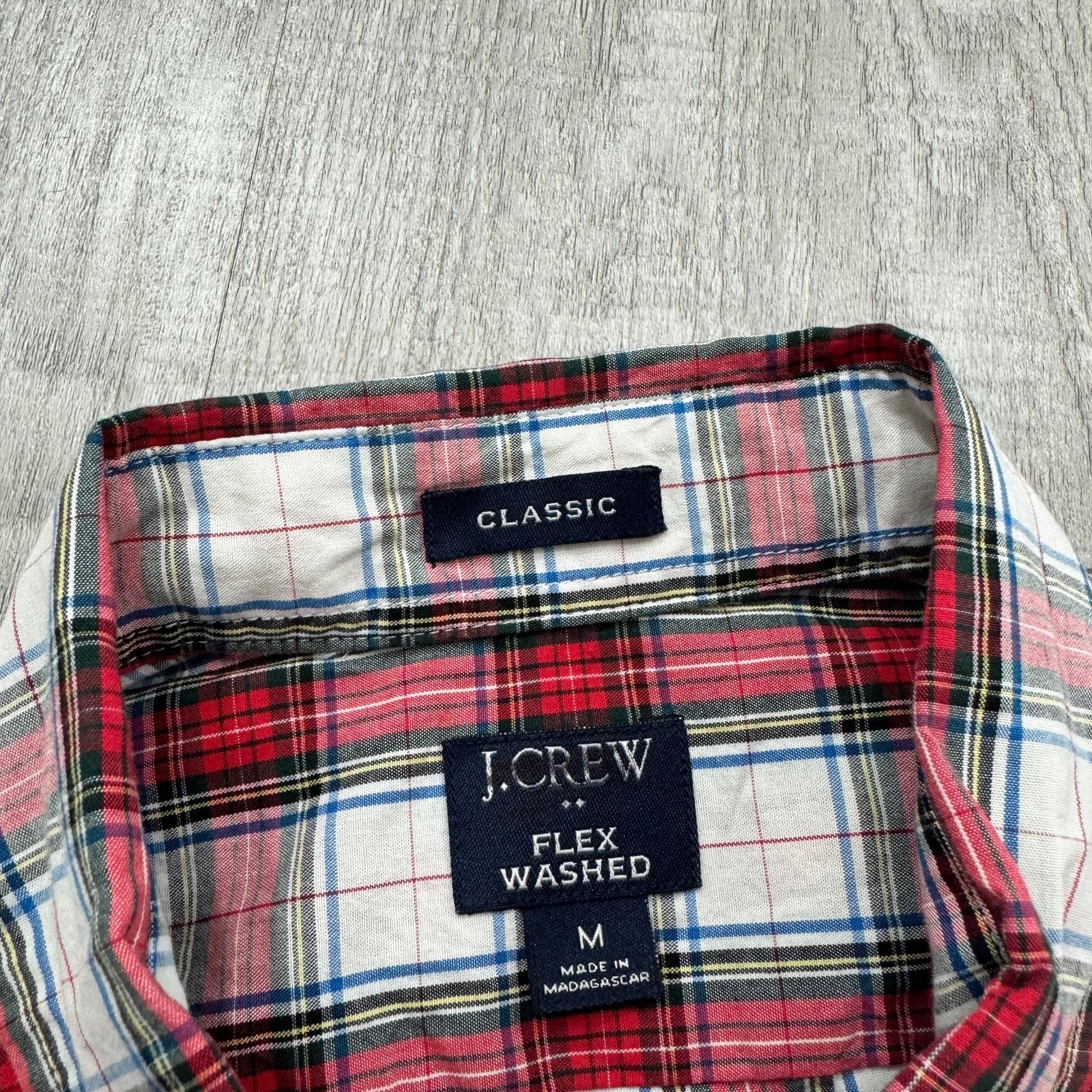 J.Crew J Crew Classic Fit Shirt Mens Medium Red Plaid Check Preppy Size US M / EU 48-50 / 2 - 4 Thumbnail