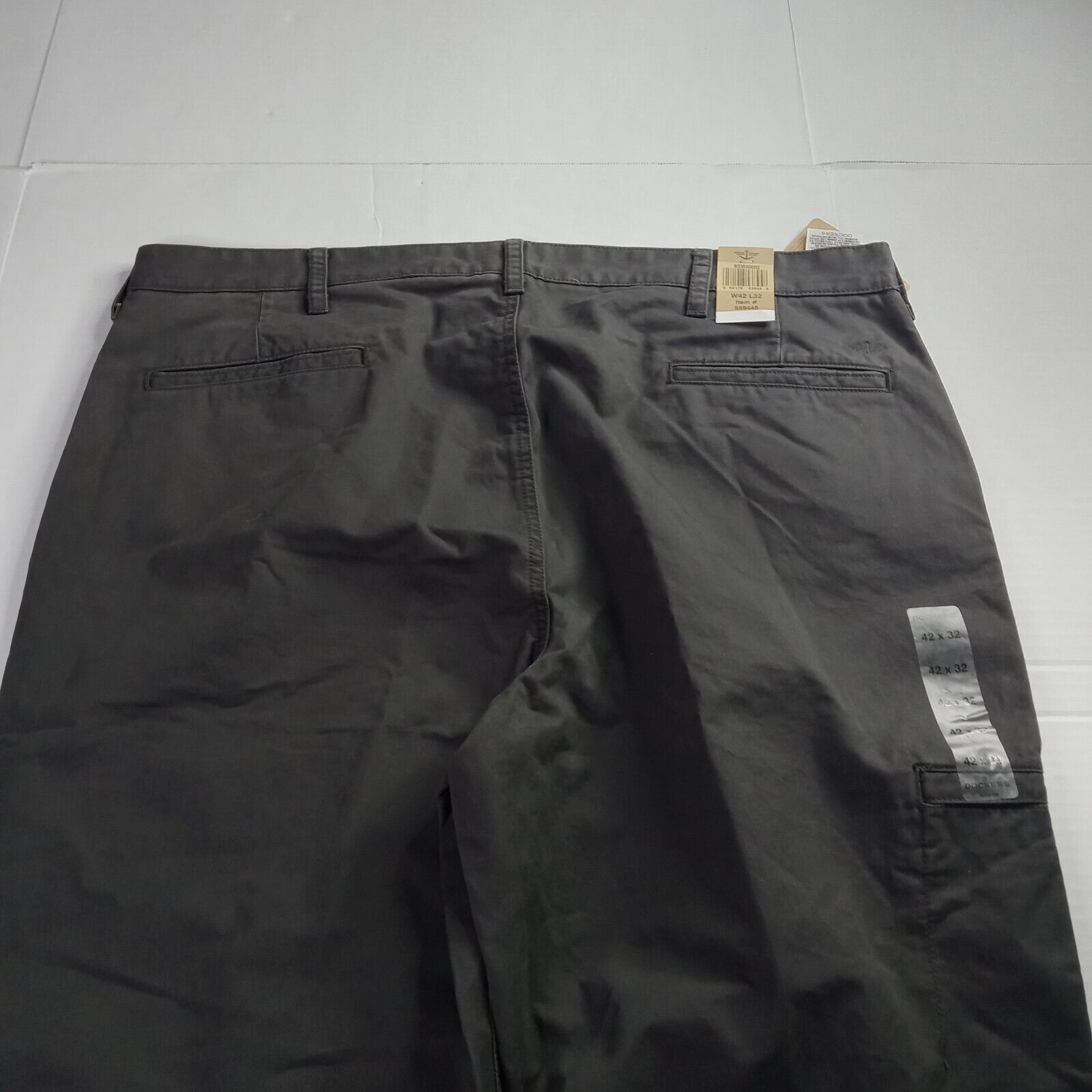 Dockers Dockers D3 Classic Fit Cargo Pants Men's 42x32 Gray Cotton Size US 42 / EU 58 - 8 Thumbnail