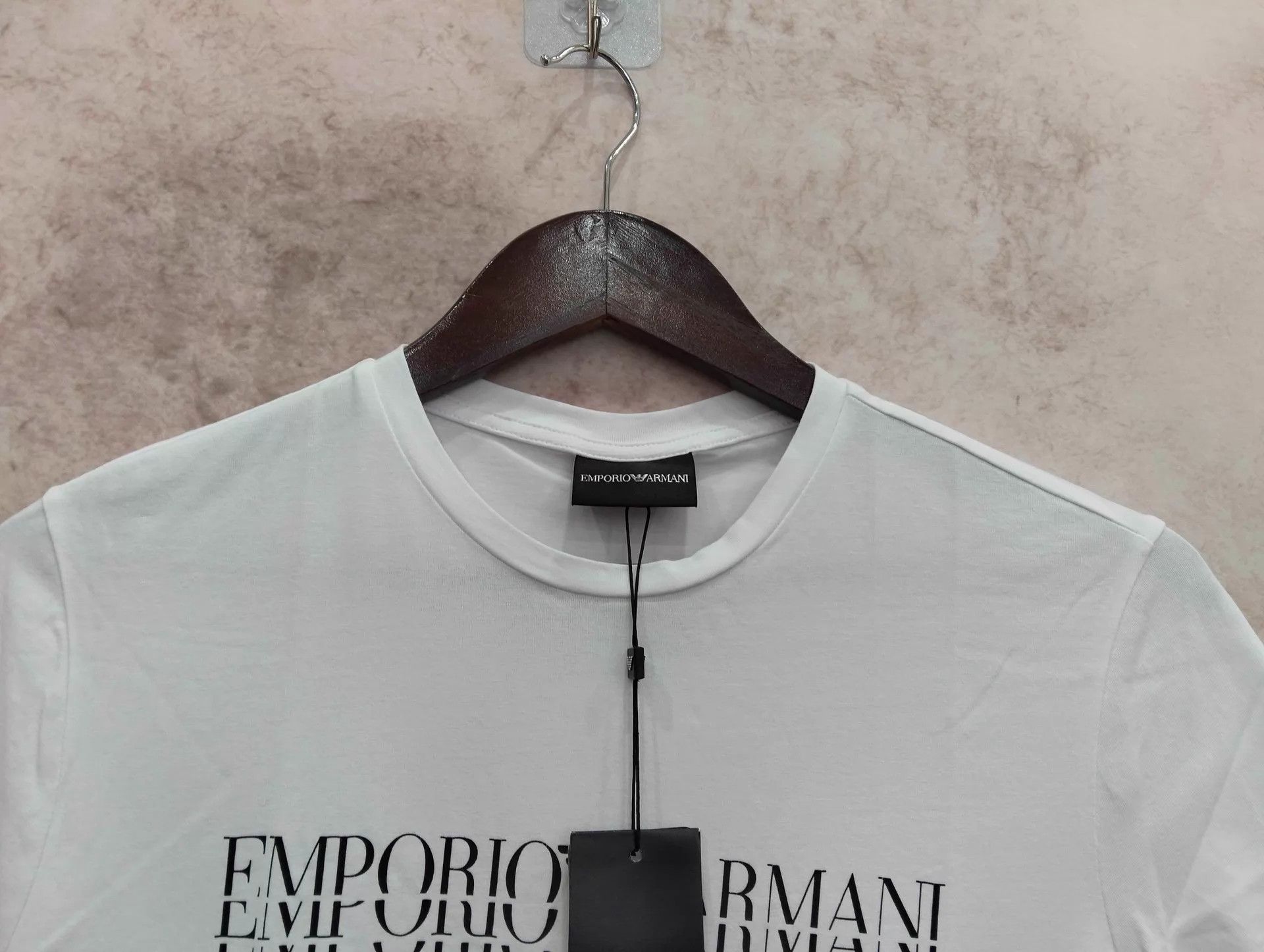 Emporio Armani EMPORIO ARMANI White Logo Short Sleeve Tee M Size US M / EU 48-50 / 2 - 7 Thumbnail