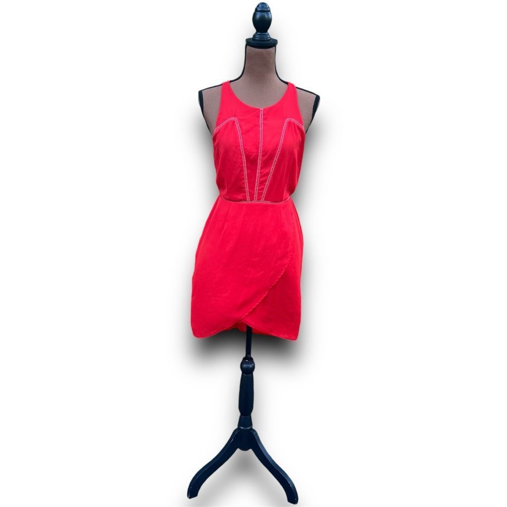 Other Sienna Sky Vibrant Red Dress Eyelet Details Throughout Bodic Size S / US 4 / IT 40 - 1 Thumbnail