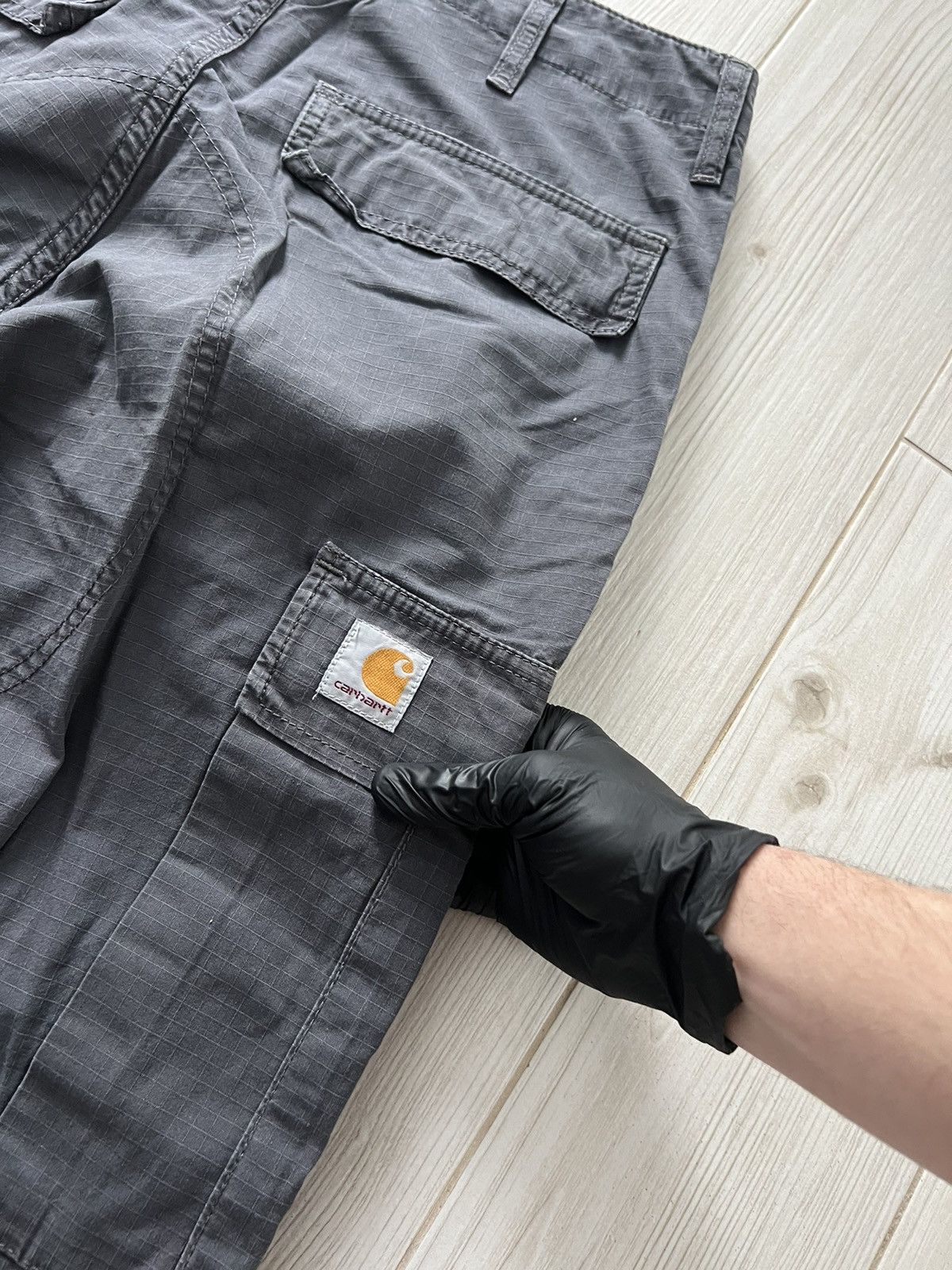 Carhartt Carhartt WIP Pants Baggy Grey Cargo 30/34 Size US 34 / EU 50 - 8 Thumbnail