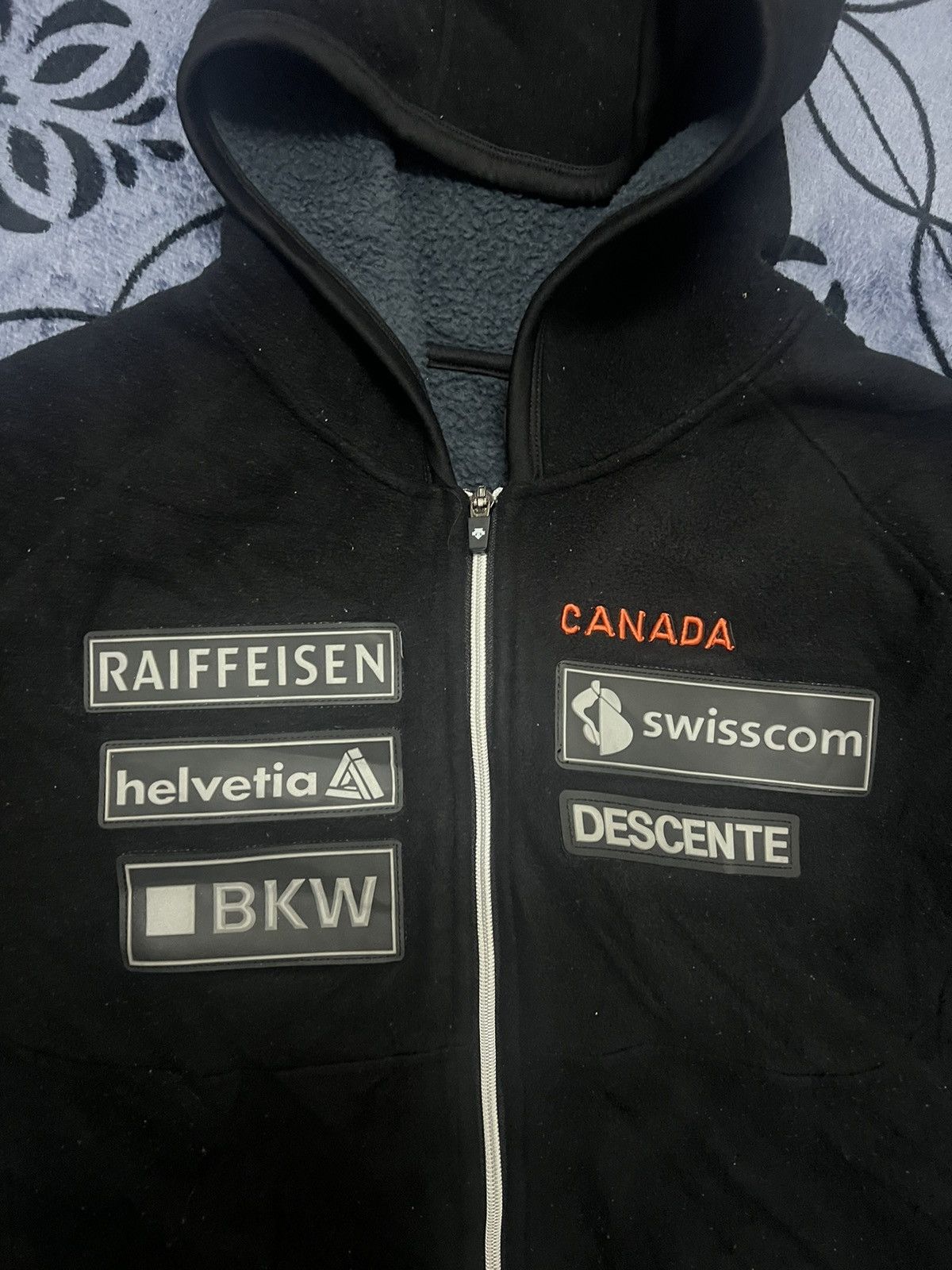 Other AUDI - CANADA Team Hoodie by Descente Size US XL / EU 56 / 4 - 15 Thumbnail