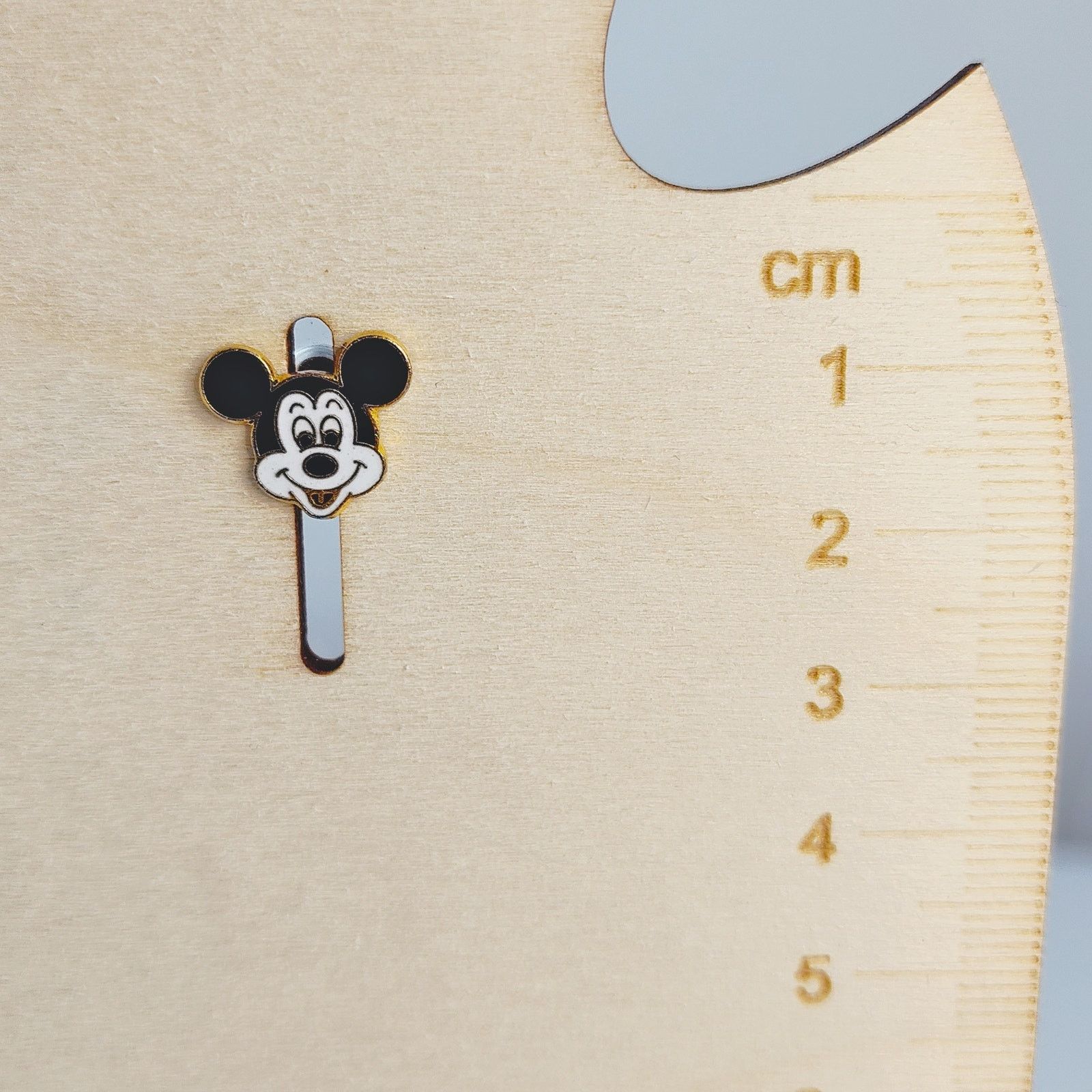 Disney VTG Disney Mickey Mouse Stud Earrings White Face Taiwan Size ONE SIZE - 7 Thumbnail