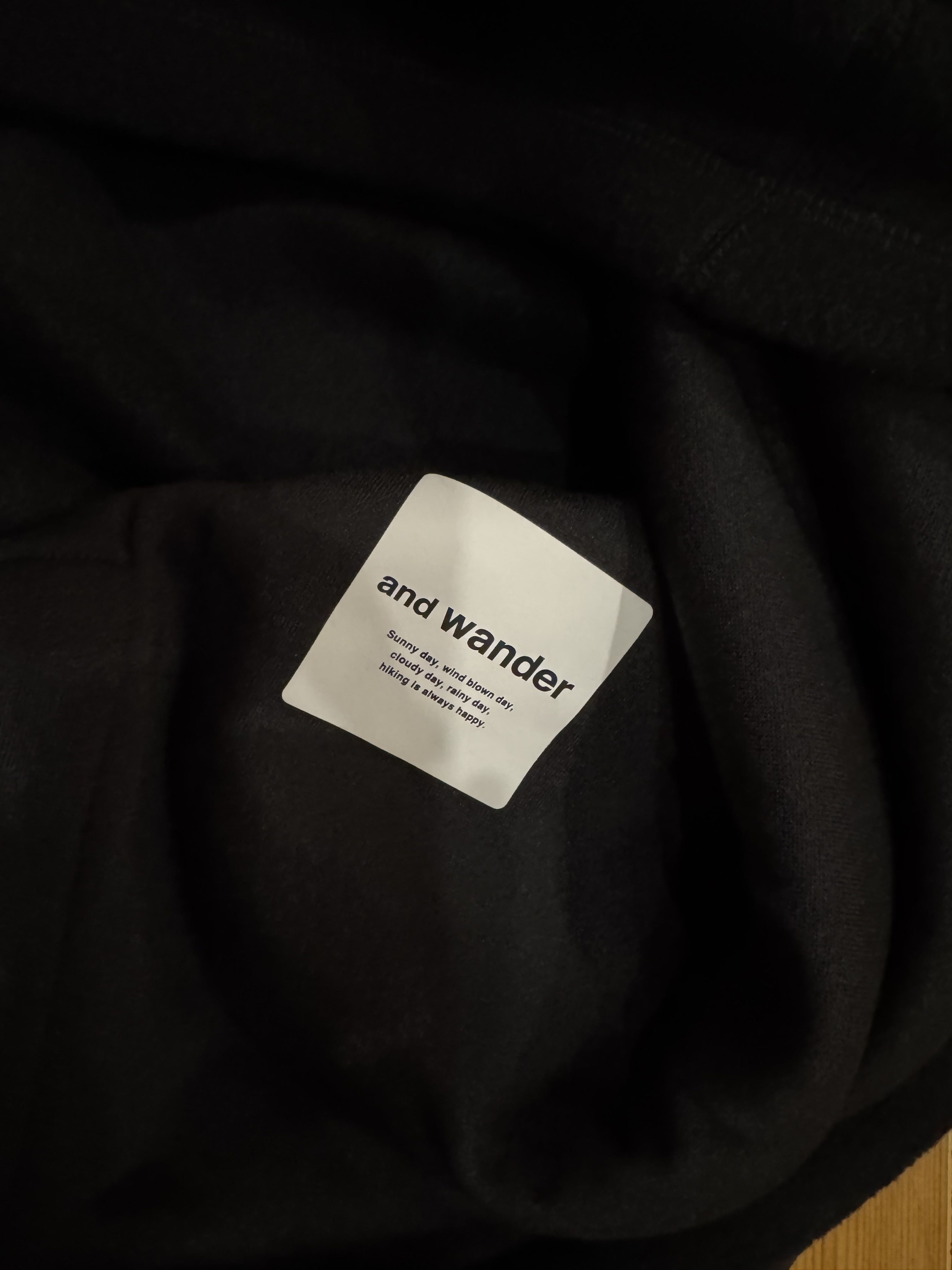 And Wander And Wander Woold Fleece Pulover Black sz. L Size US L / EU 52-54 / 3 - 8 Thumbnail