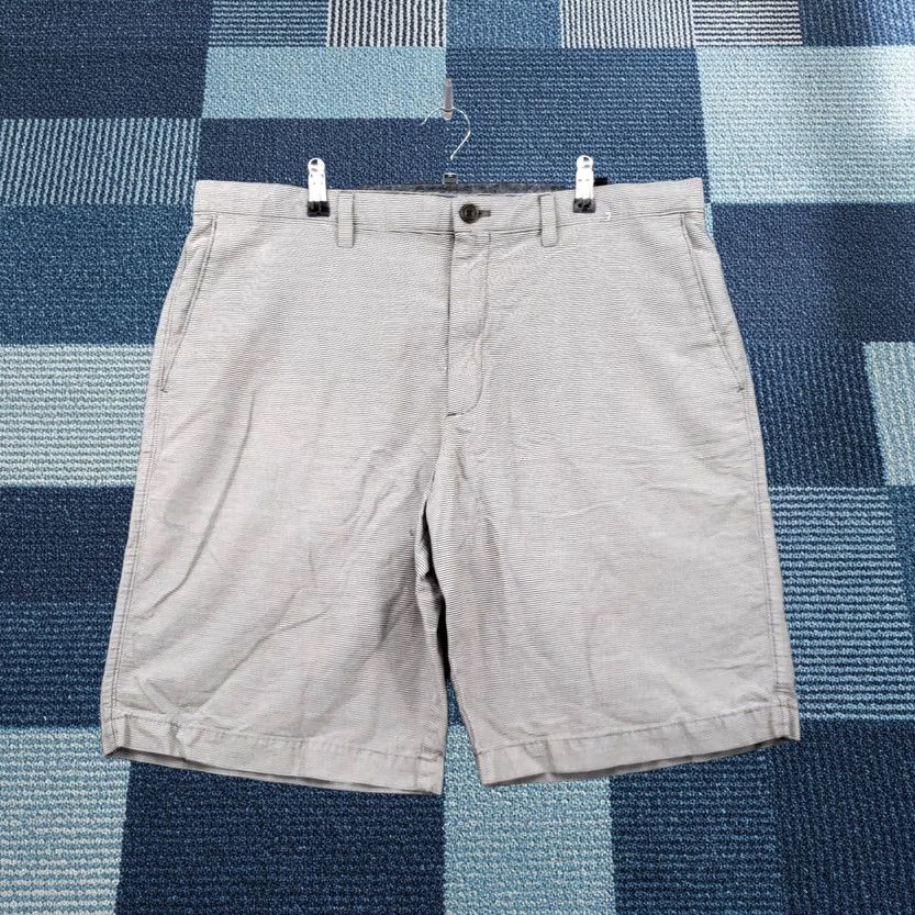 Banana Republic Banana Republic Mens Gray Striped Bermuda Shorts 38 Flat Front Mid Rise Casual Size US 38 / EU 54 - 1 Thumbnail