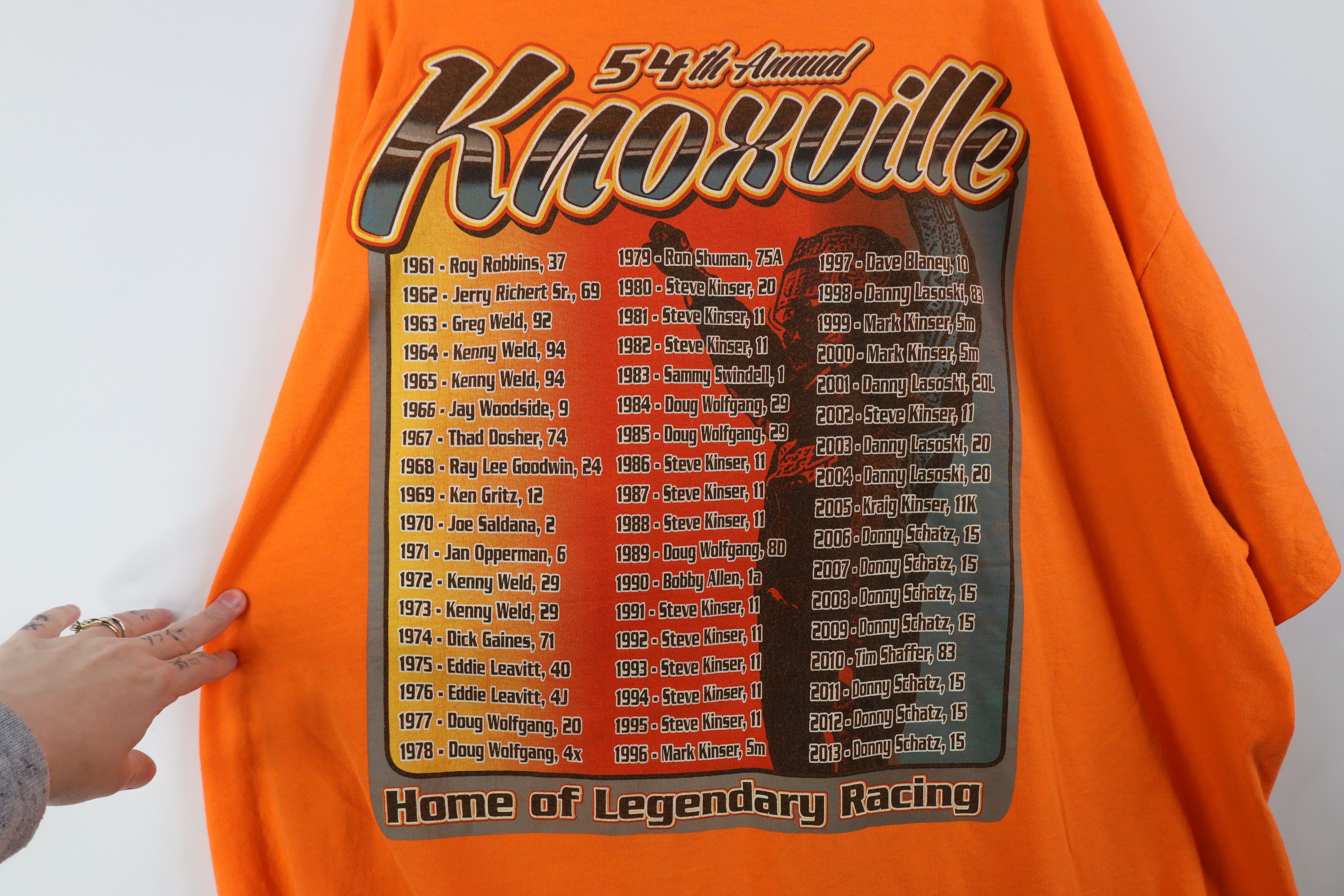Vintage Vintage Y2K Knoxville Iowa Outlaw Car Racing T-Shirt Orange Size US XXL / EU 58 / 5 - 9 Thumbnail