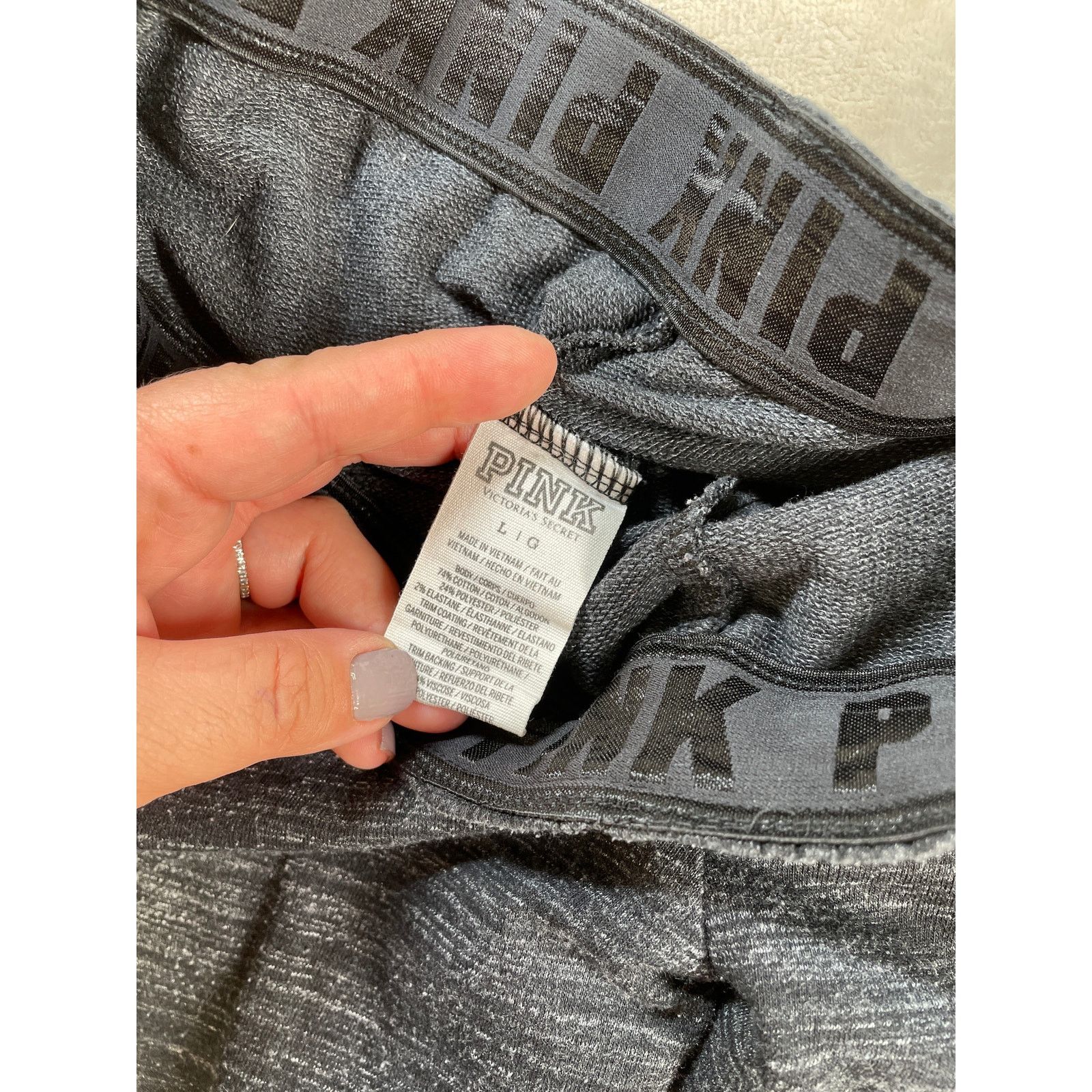 Victoria's Secret Limited Edition Victoria Secret Pink Zip Lounge Set M & L Size 32" / US 10 / IT 46 - 16 Thumbnail