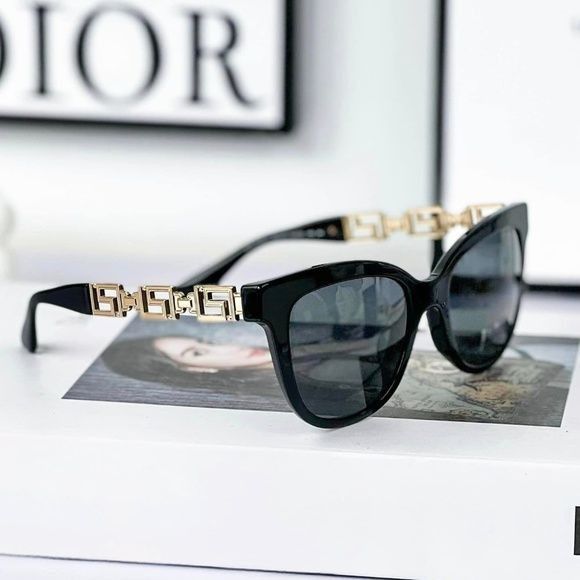 image of NWT Versace Ve4394 - Gb1/87 Sunglasses in Black, Women's