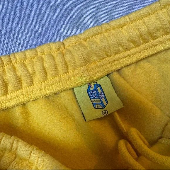 Lyrical Lemonade Lyrical Lemonade 2020 Joggers – Yellow – Size M Size US 30 / EU 46 - 9 Thumbnail