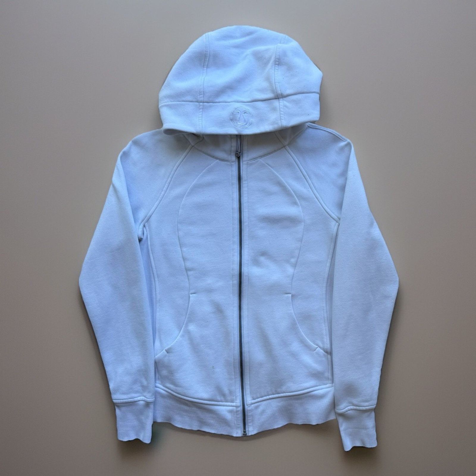 Lululemon Lululemon Scuba Hoodie 6 White Full Zip Hooded Jacket Yoga Size M / US 6-8 / IT 42-44 - 1 Thumbnail