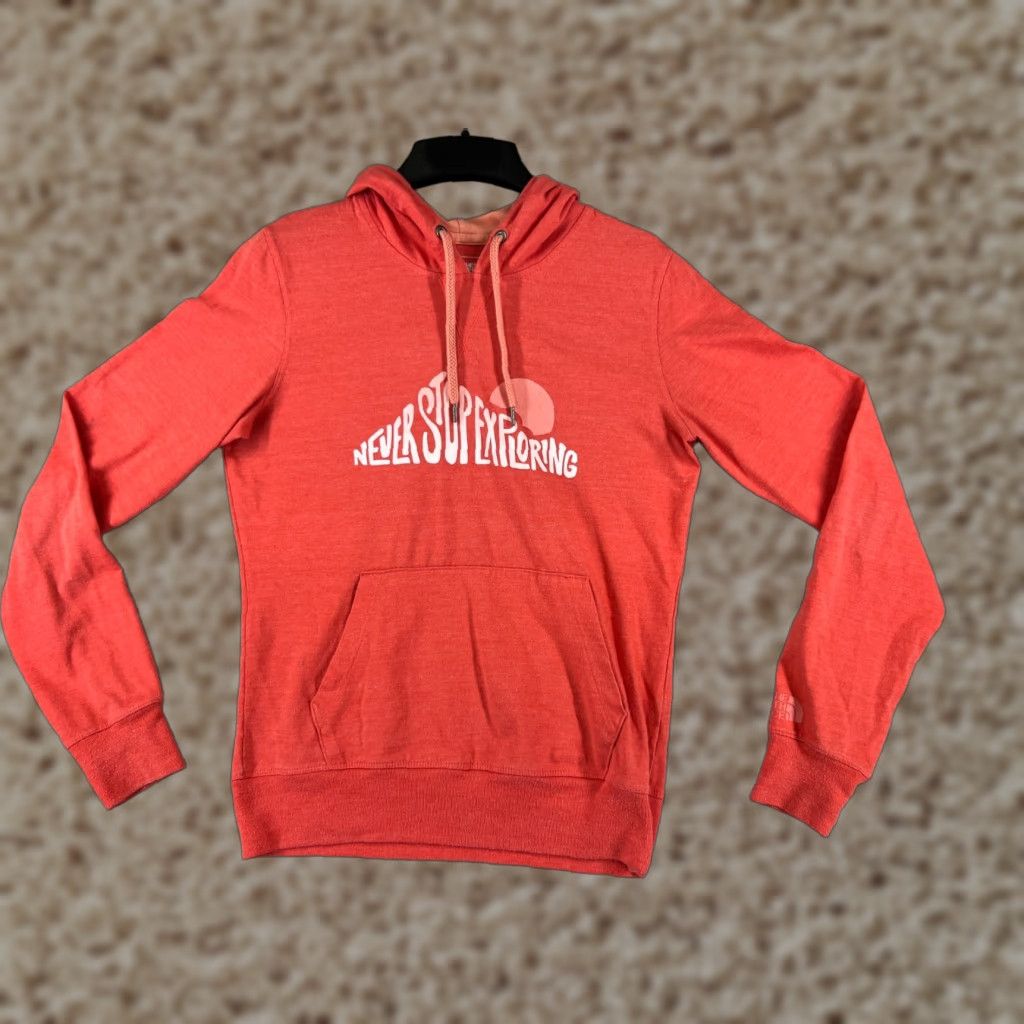 The North Face The North Face Hoodie Women Medium Orange Pullover Pocket Logo Crew Neck Jersey Knit Sweatshirt Size M / US 6-8 / IT 42-44 - 1 Thumbnail
