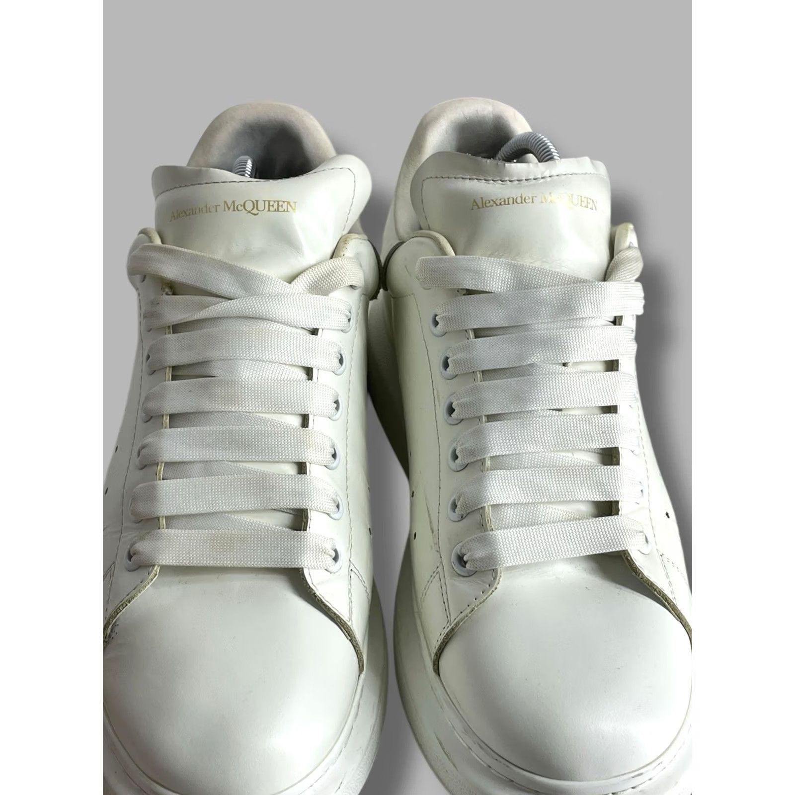 Alexander McQueen Alexander McQueen Men’s Oversized Sneakers Shoes White Leather Casual US 11.5 Mens Size US 11 / EU 44 - 7 Thumbnail