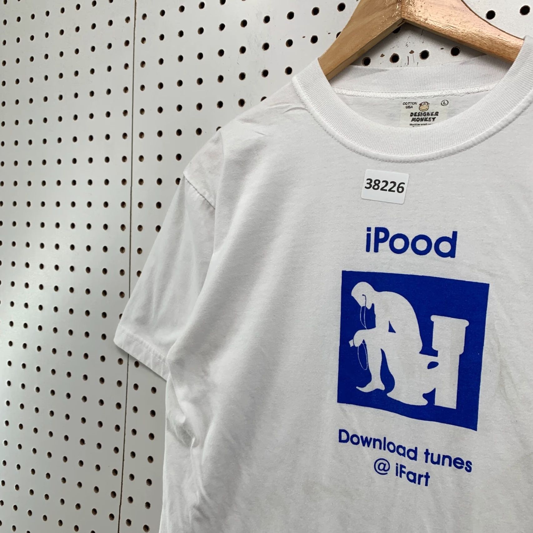 Apple I Poopd Apple Funny Parody Shirt Mens Large White Short Sleeve 20x27 Size US L / EU 52-54 / 3 - 6 Thumbnail