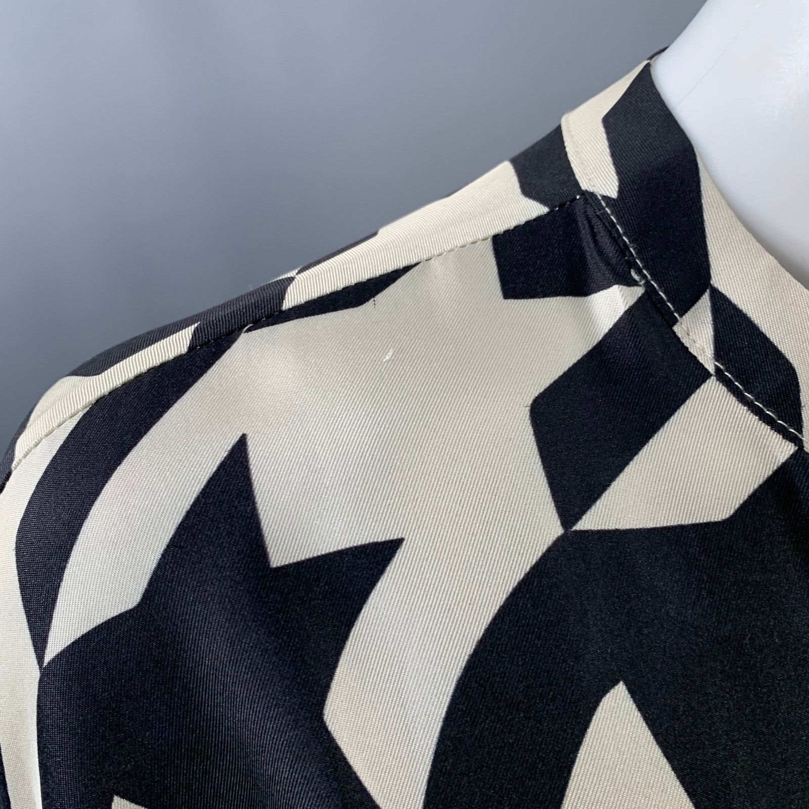 Creatures of Comfort Size 4 Beige Silk Twill Houndstooth Collarless A-Line Dress Size S / US 4 / IT 40 - 6 Thumbnail