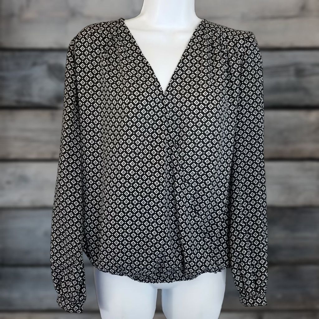 Vintage Max Studio Blouse XS Womens Floral Long Sleeve V-Neck Black White Shirt Ladies Size XS / US 0-2 / IT 36-38 - 1 Thumbnail