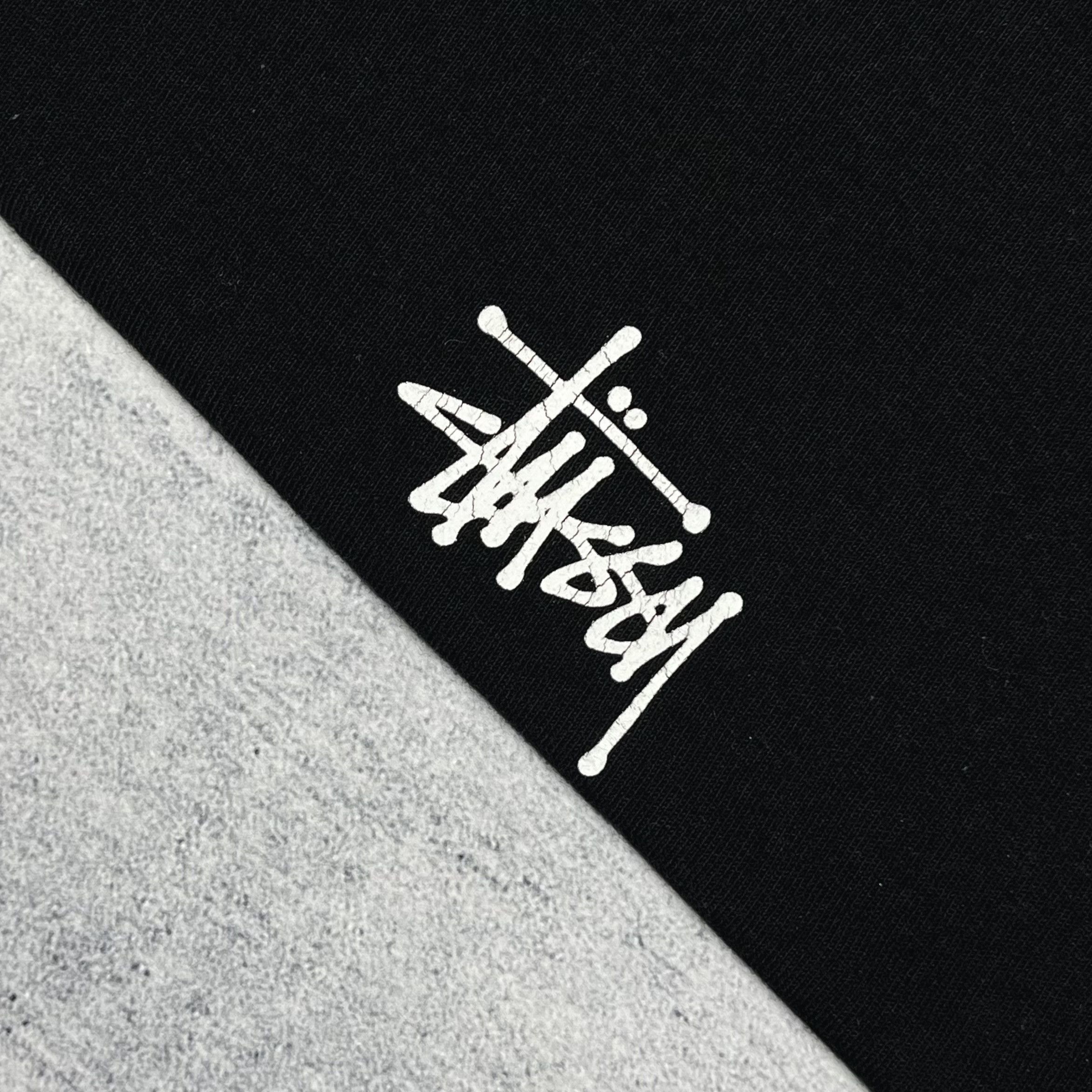 Stussy Vintage Stussy Graffiti Y2K Big Logo T Shirt 00’s Size US L / EU 52-54 / 3 - 13 Thumbnail