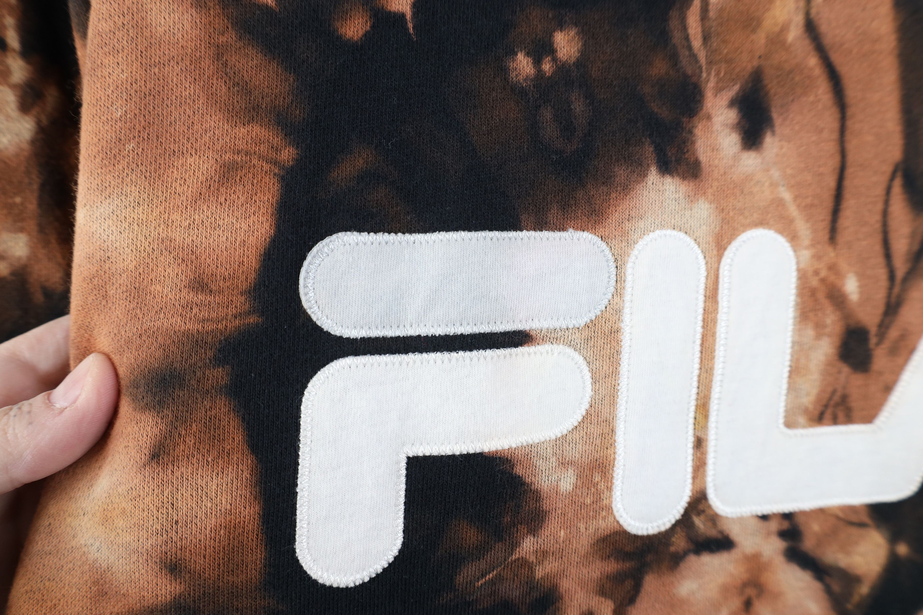 Fila Vintage Y2K FILA Big Logo Acid Wash French Terry Sweatshirt Size L / US 10 / IT 46 - 5 Thumbnail