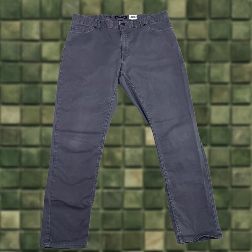 Michael Kors Michael Kors Grant Classic Fit Mens Pants Straight Leg Chino 36x32 Gray Cotton Blend Flat Front Zip Twill City Preppy 12833 Mens Size US 36 / EU 52 - 1 Thumbnail