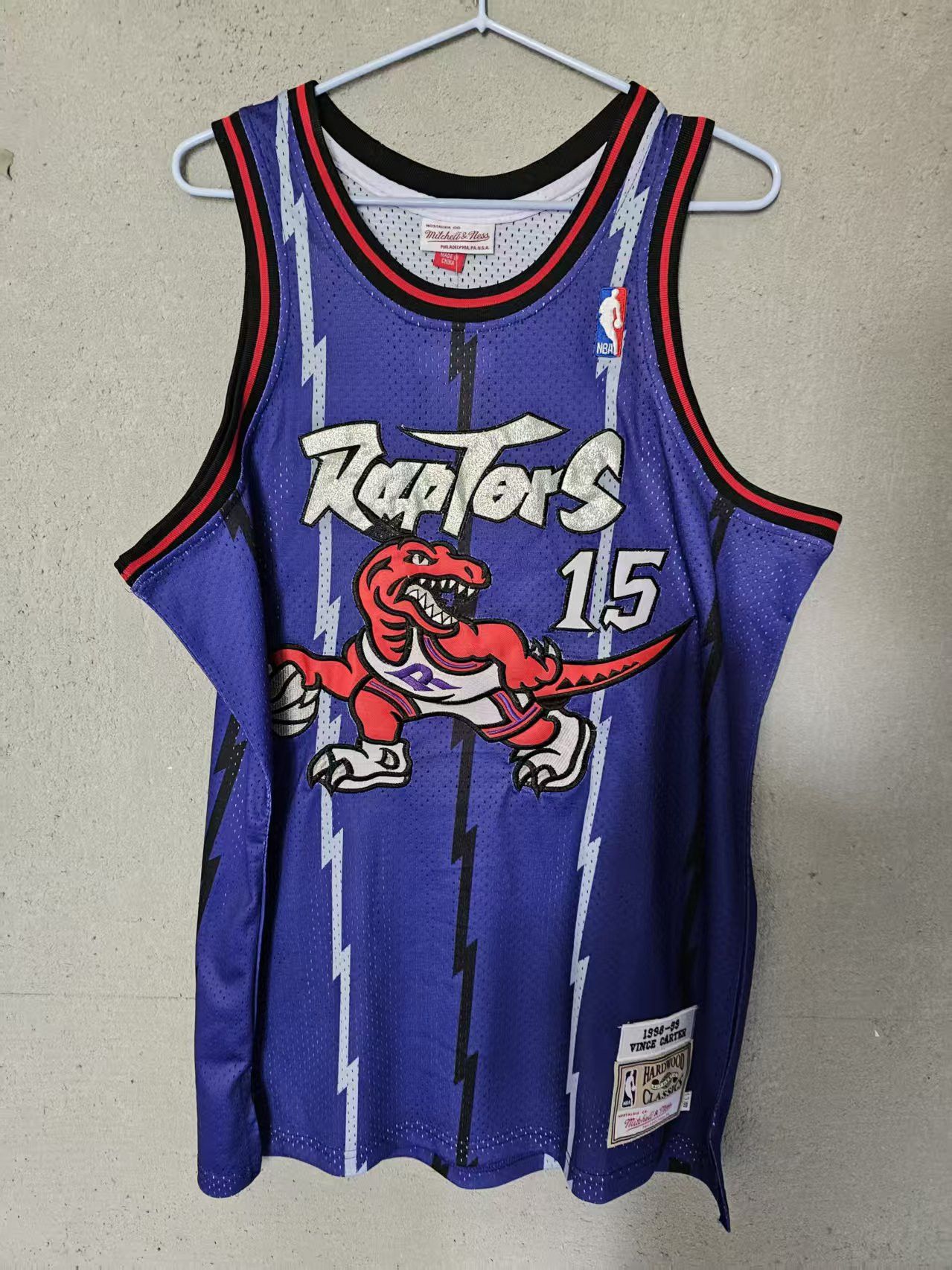 NBA Vince Carter Jersey Toronto Raptors 15 Double Stitched Size US XL / EU 56 / 4 - 1 Thumbnail