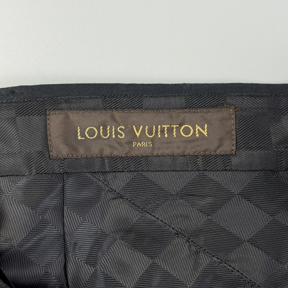 Louis Vuitton Louis Vuitton - LV Buckle Logo - Straight Trouser Size US 30 / EU 46 - 9 Thumbnail