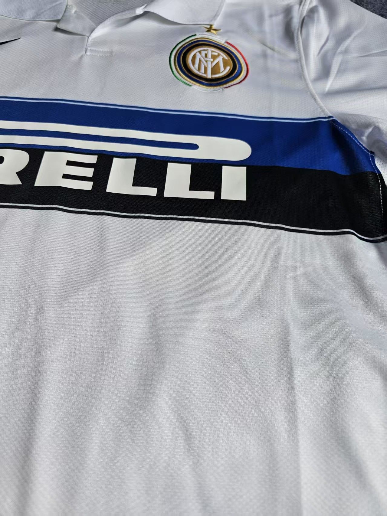 Other 2009 10 Inter Milan Jersey Away Size US M / EU 48-50 / 2 - 2 Thumbnail