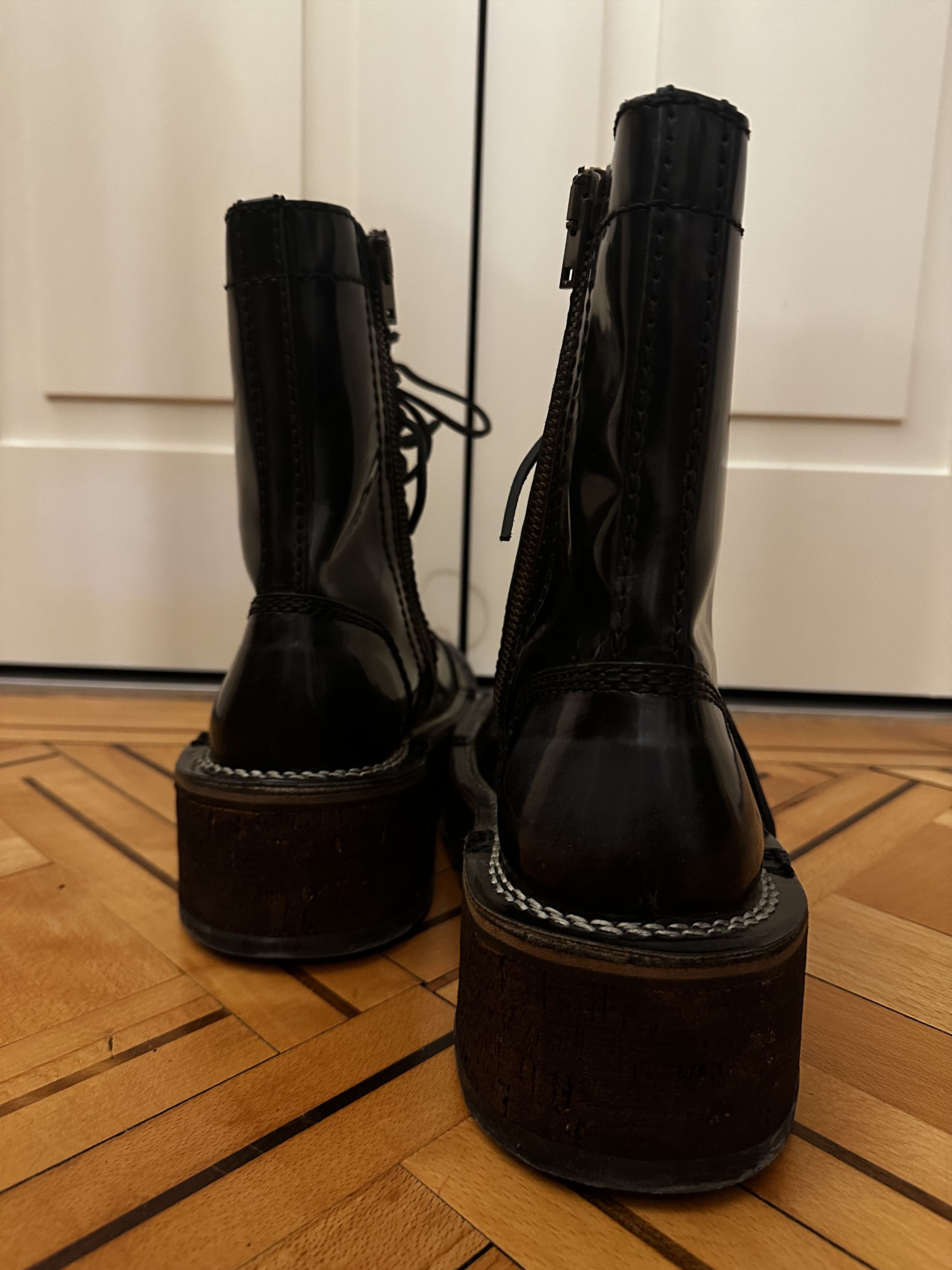 Acne Studios Acne Studios - Distressed-Effect Leather Ankle Boots Size US 9 / EU 42 - 3 Thumbnail